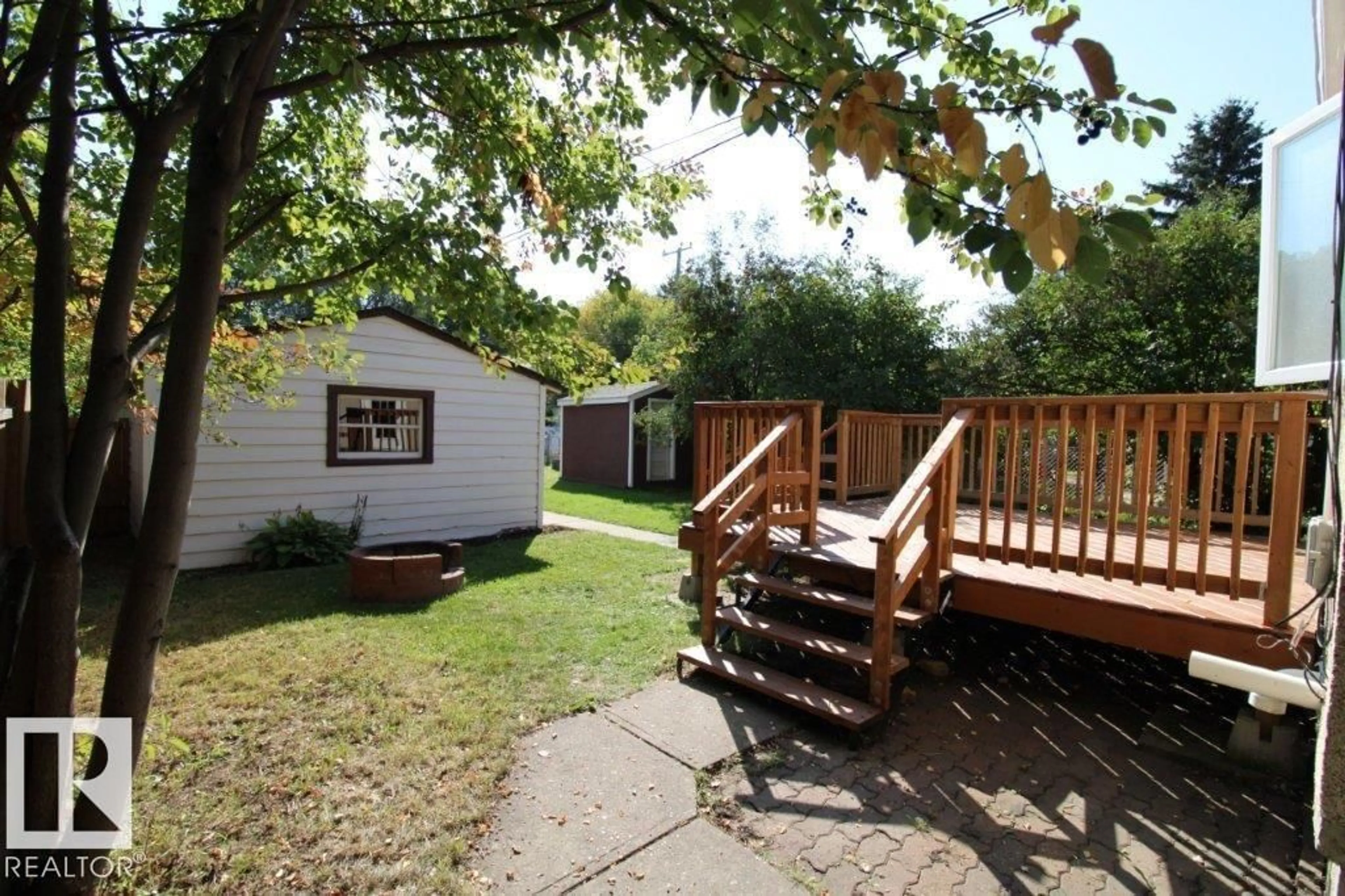 Unknown for 12143 59 ST, Edmonton Alberta T5W3Y4