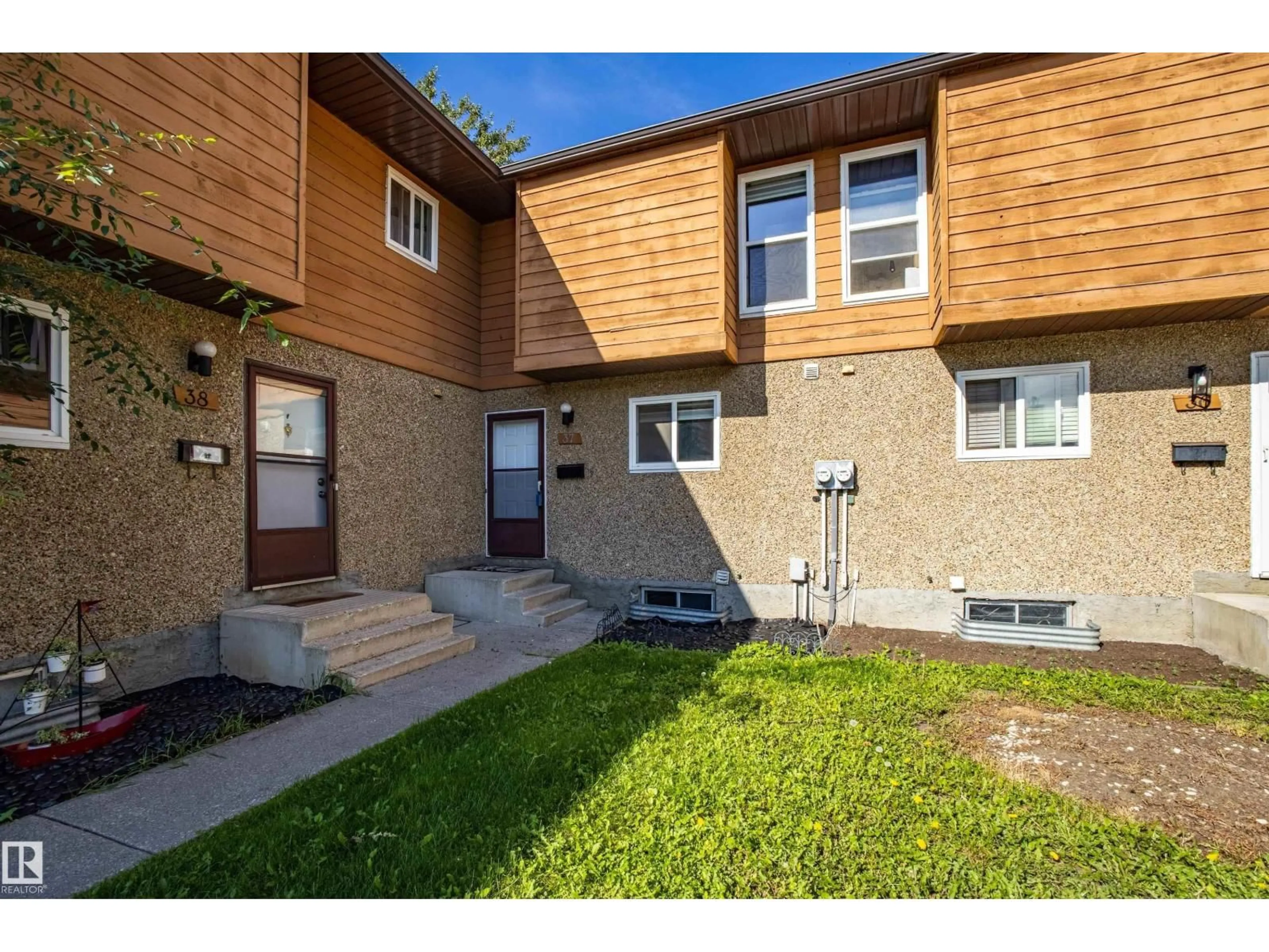 Unknown for #37 - 3812 20 AV, Edmonton Alberta T6L4B2