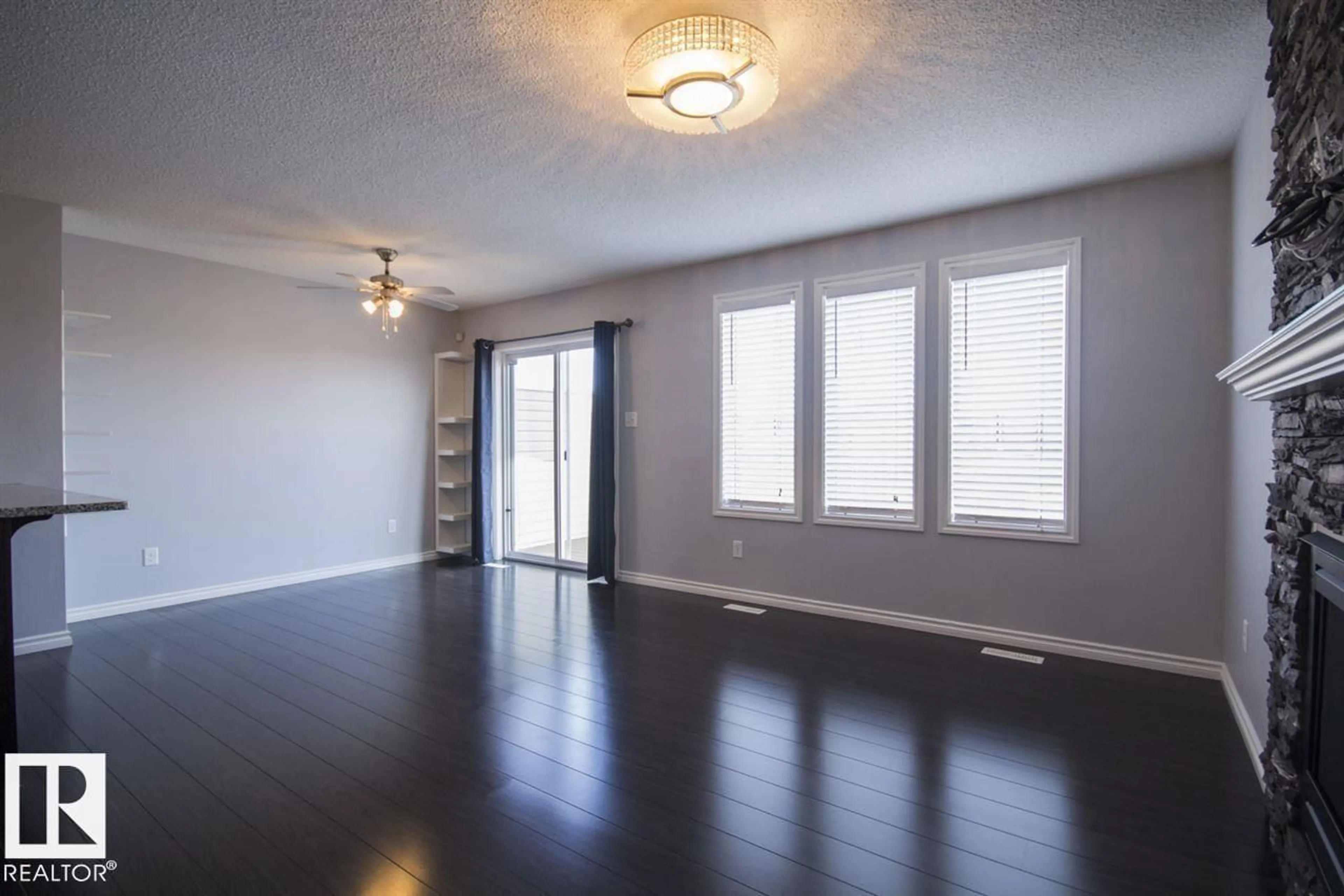 A pic of a room for 1911 28 ST, Edmonton Alberta T6T0N5