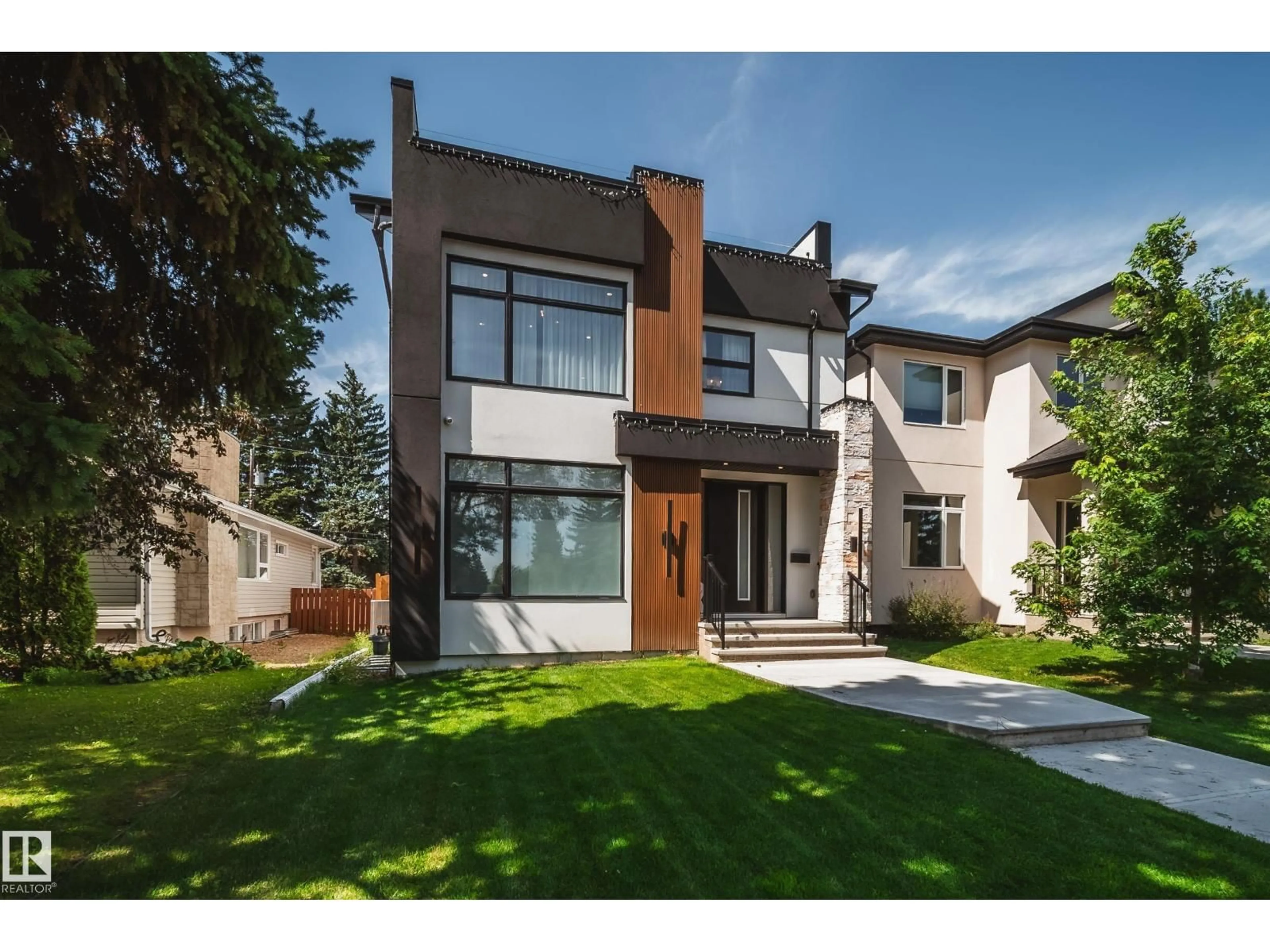 Home with brick exterior material, street for 7146 119 ST, Edmonton Alberta T6G1V6