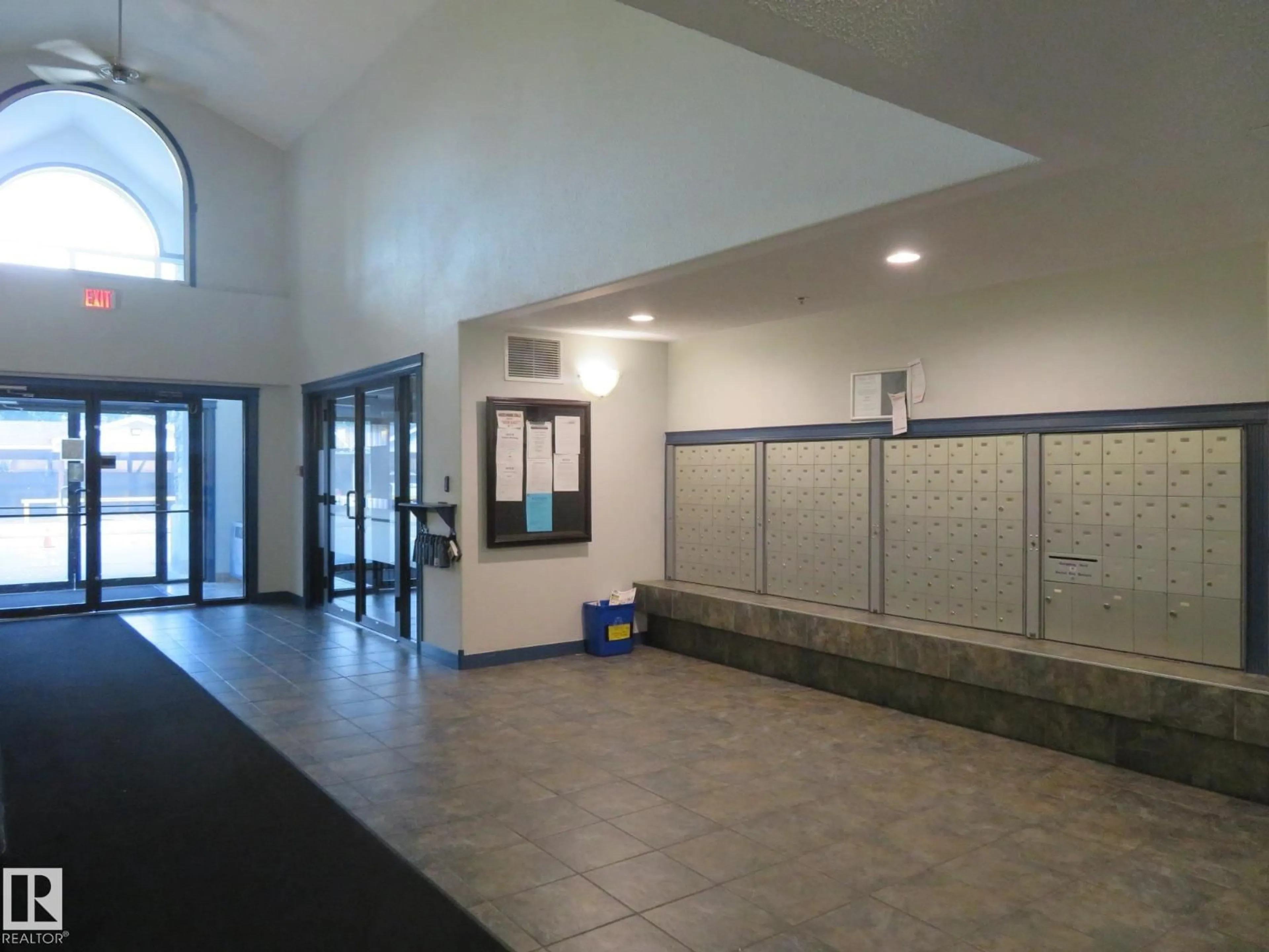 Indoor foyer for #119 - 2305 35A AV, Edmonton Alberta T6T1Z2