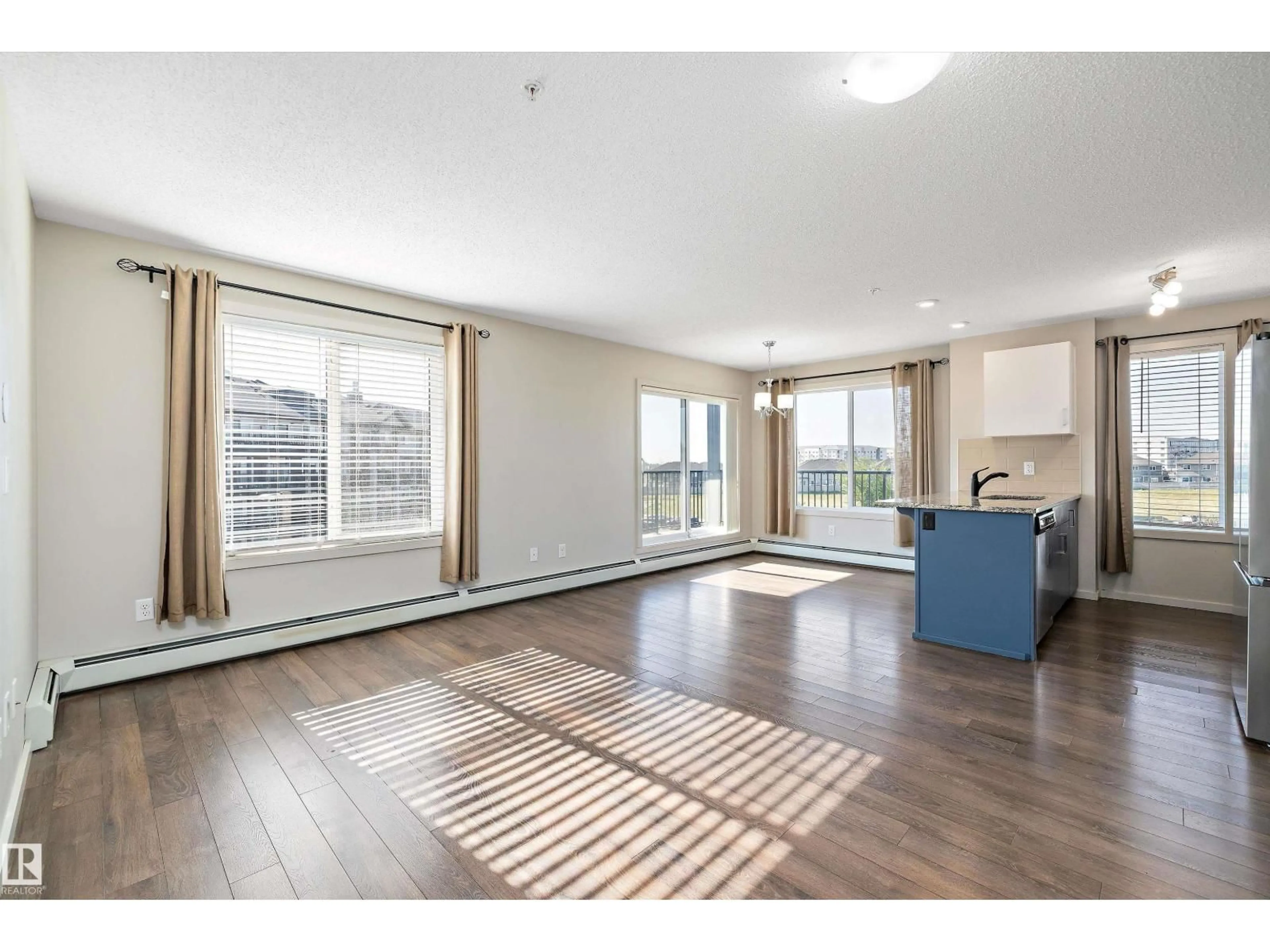 A pic of a room for #302 - 142 EBBERS BV, Edmonton Alberta T5Y3W2