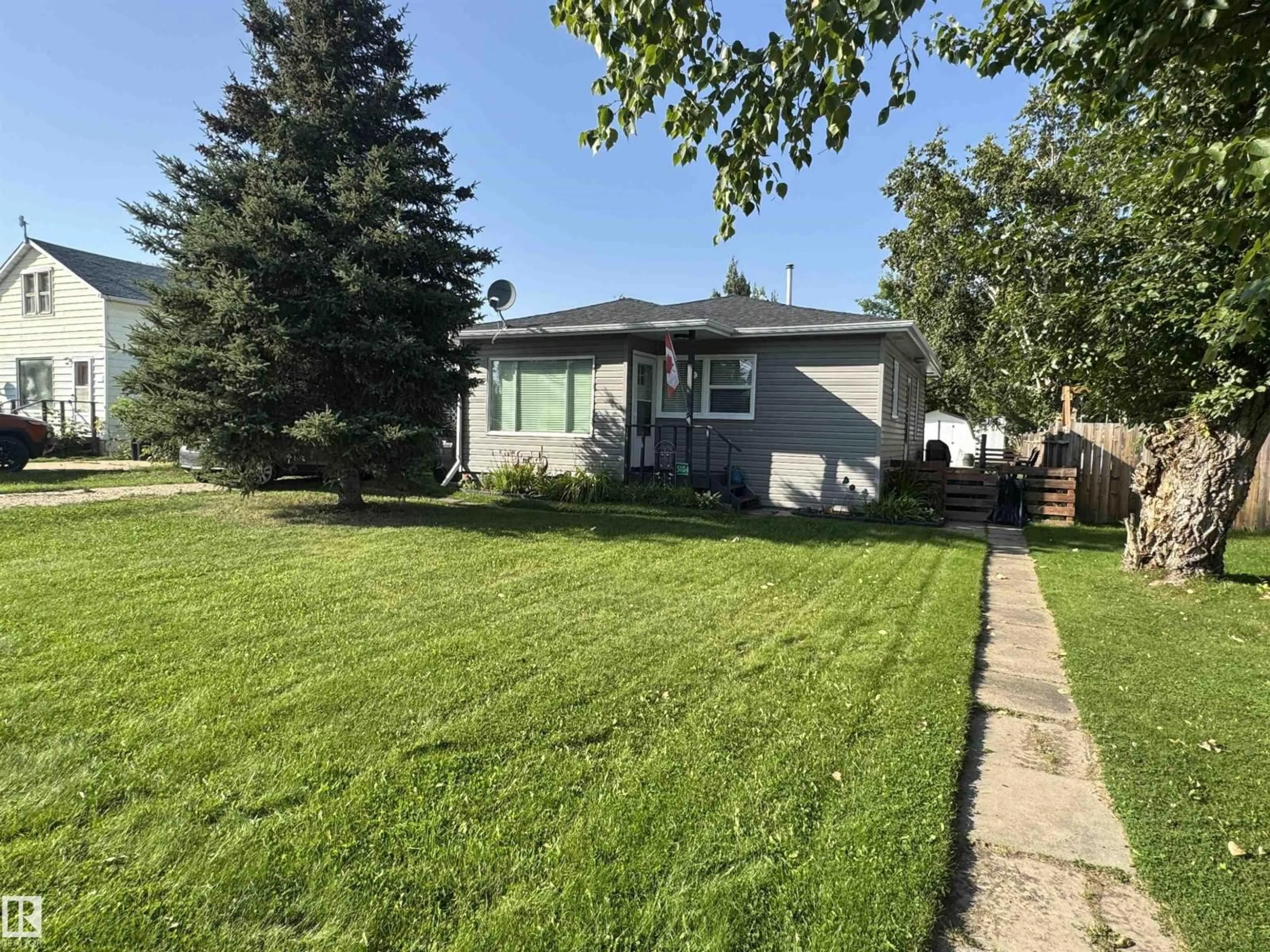 A pic from outside/outdoor area/front of a property/back of a property/a pic from drone, street for 5104 50 AV, Pickardville Alberta T0G1W0
