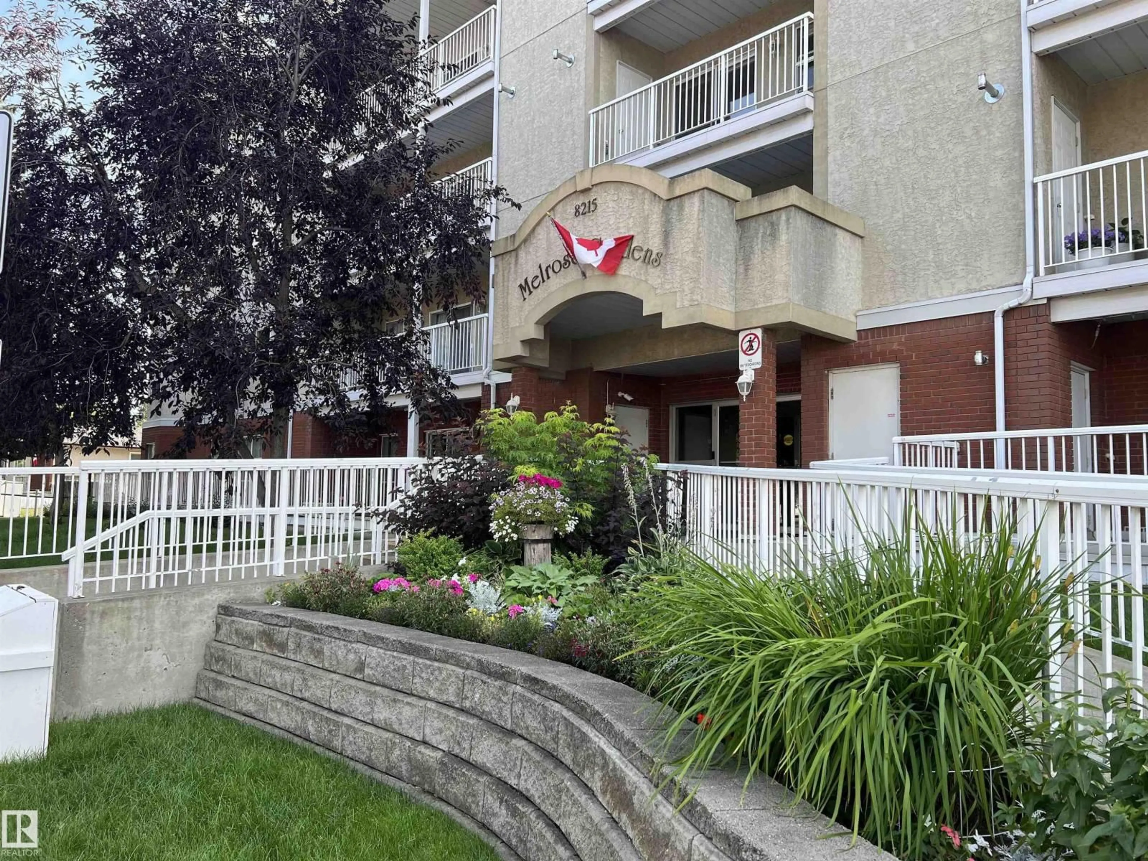 Unknown for 301 - 8215 84 AV, Edmonton Alberta T6C4R2