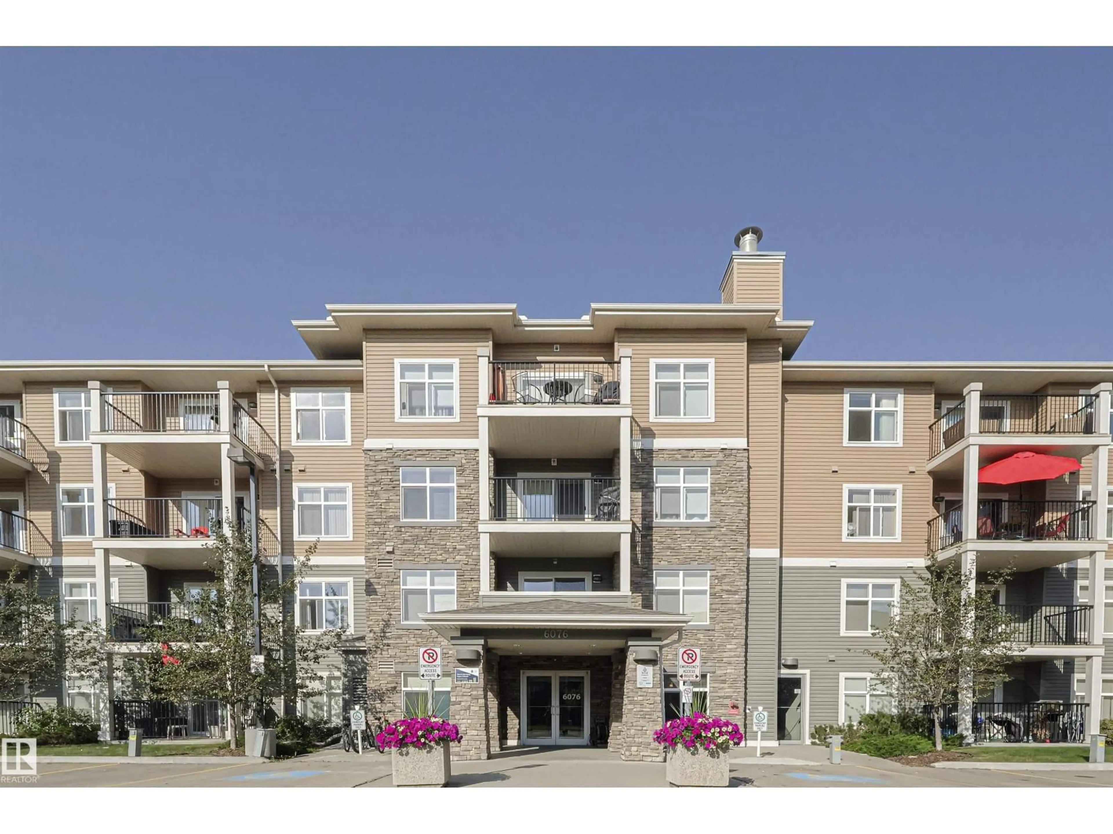 Unknown for 230 SCHONSEE WY, Edmonton Alberta T5Z0K8