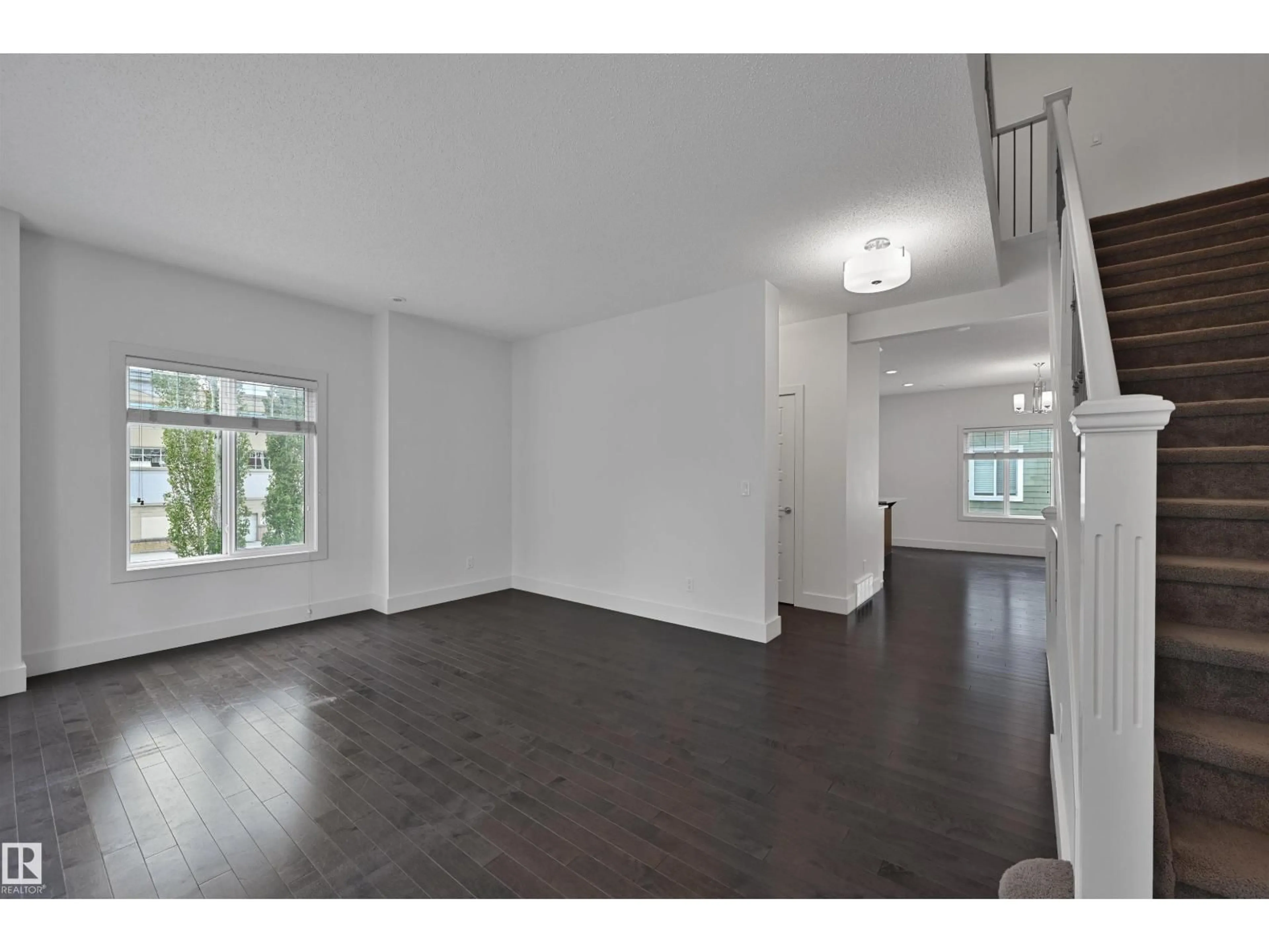 A pic of a room for #41 - 2003 RABBIT HILL RD, Edmonton Alberta T6R0R7