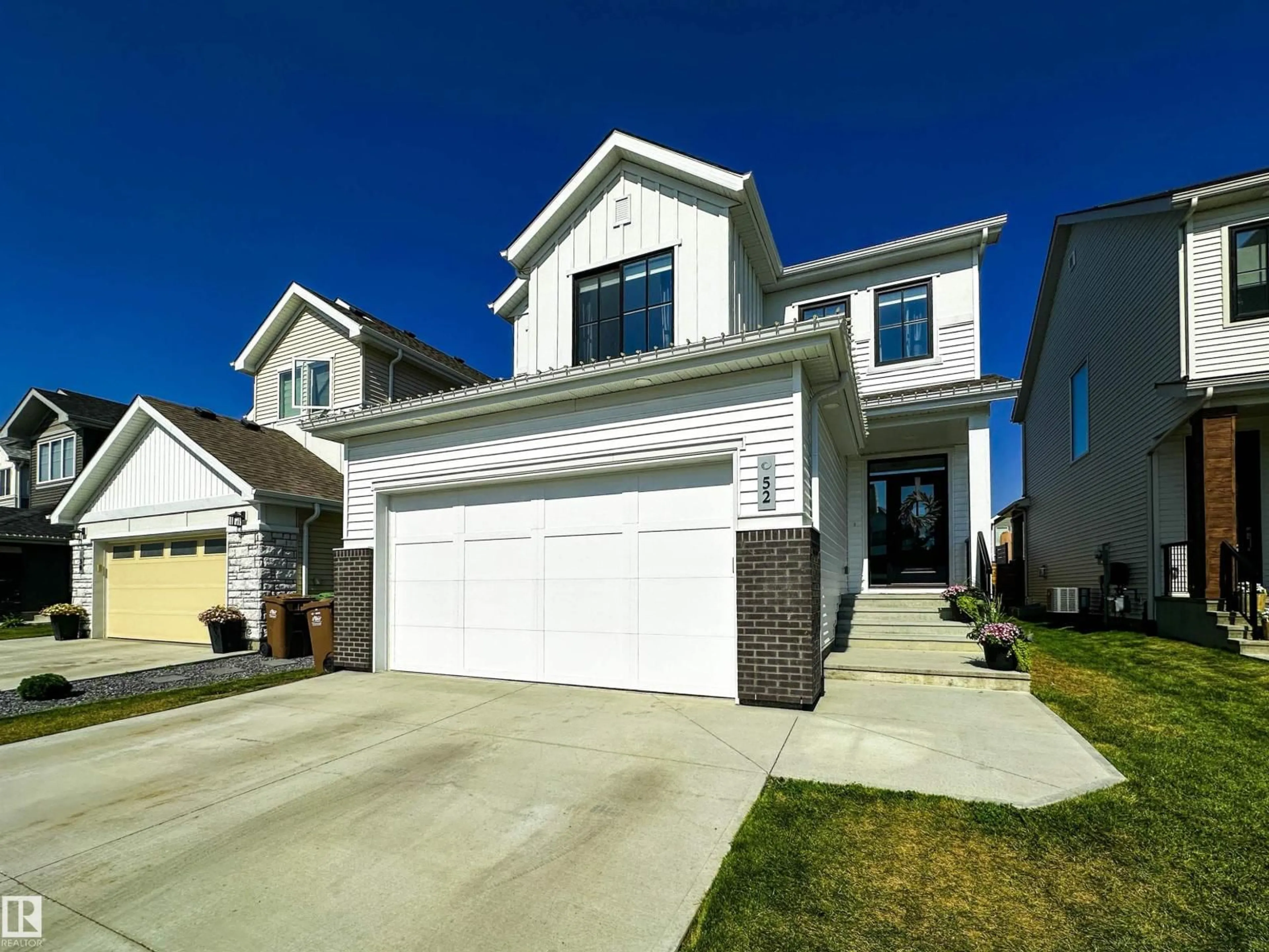 Home with vinyl exterior material, street for 52 JAMISON CR, St. Albert Alberta T8N7V4
