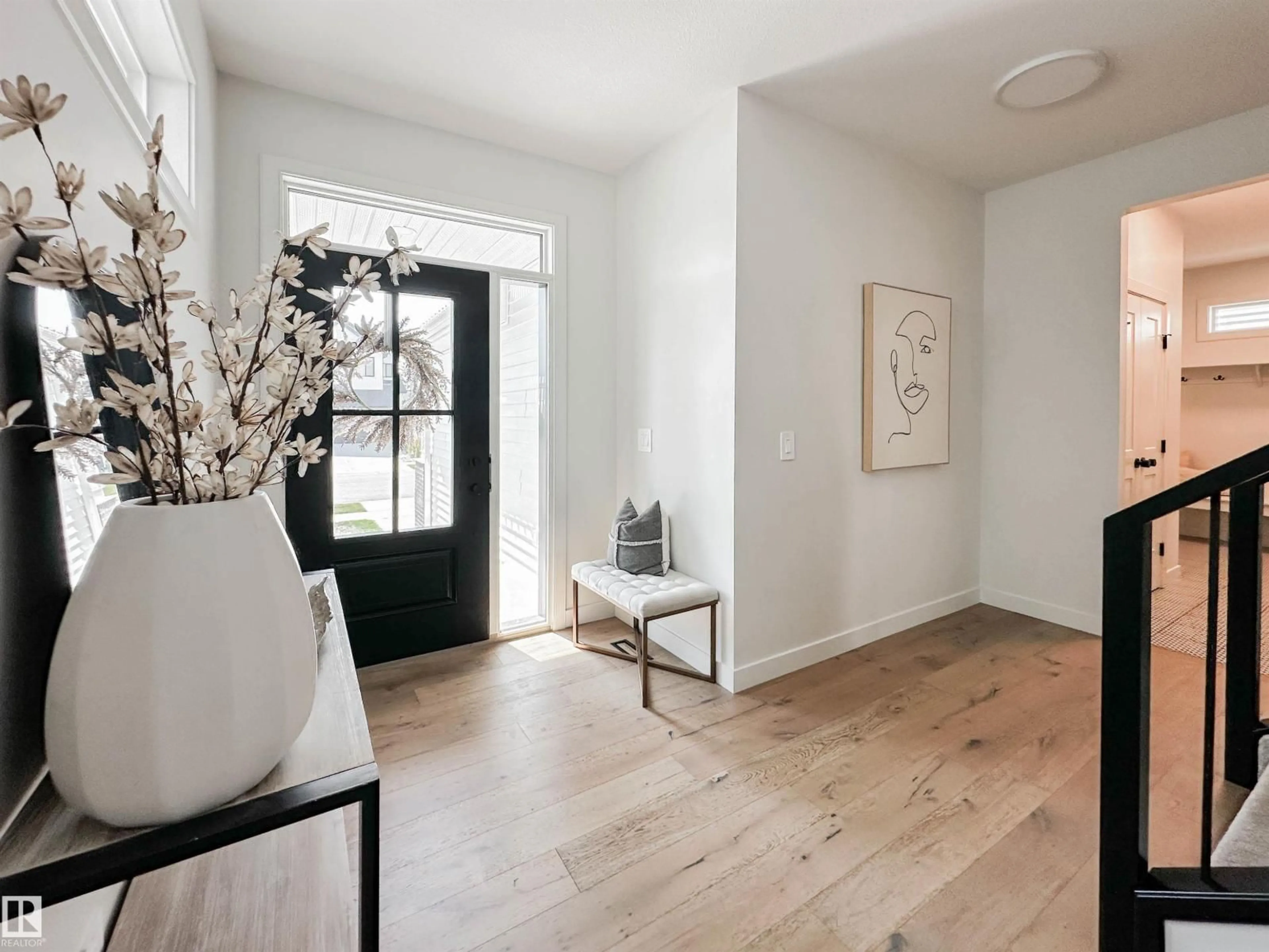Indoor entryway for 52 JAMISON CR, St. Albert Alberta T8N7V4