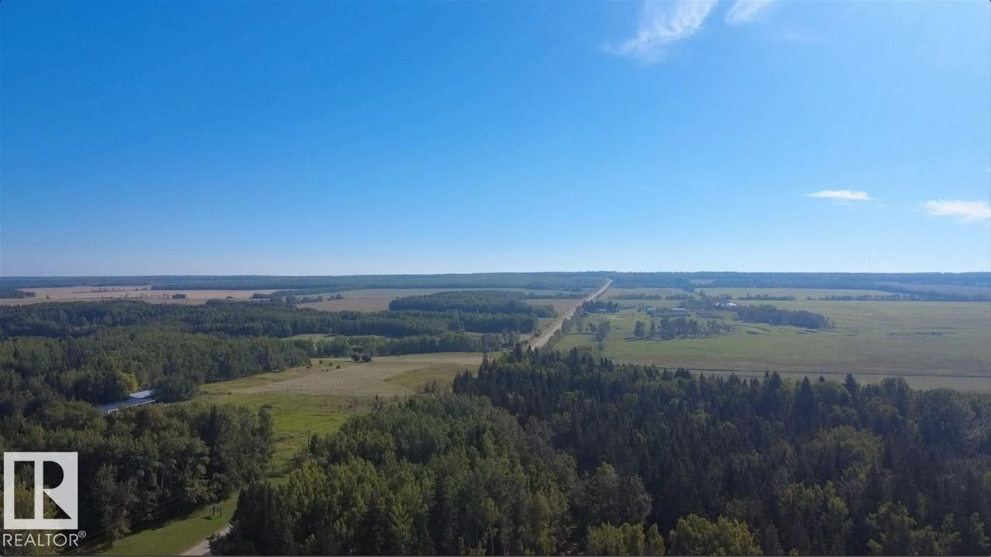 A pic from outside/outdoor area/front of a property/back of a property/a pic from drone, forest/trees view for 18 FIRST ST, Rural Lesser Slave River M.D. Alberta T0G0Z0
