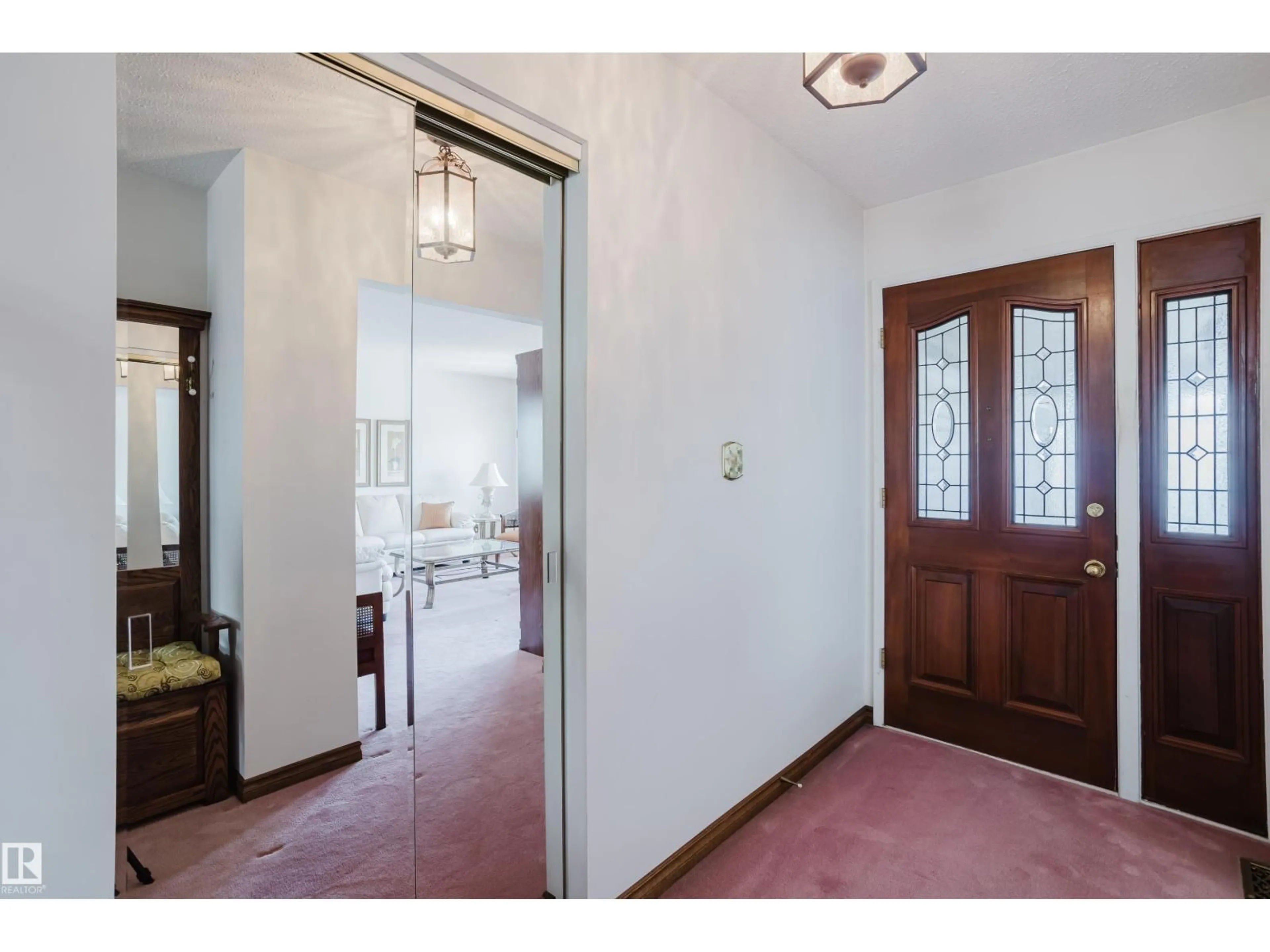 Indoor entryway for 17021 108 ST, Edmonton Alberta T5X3C3