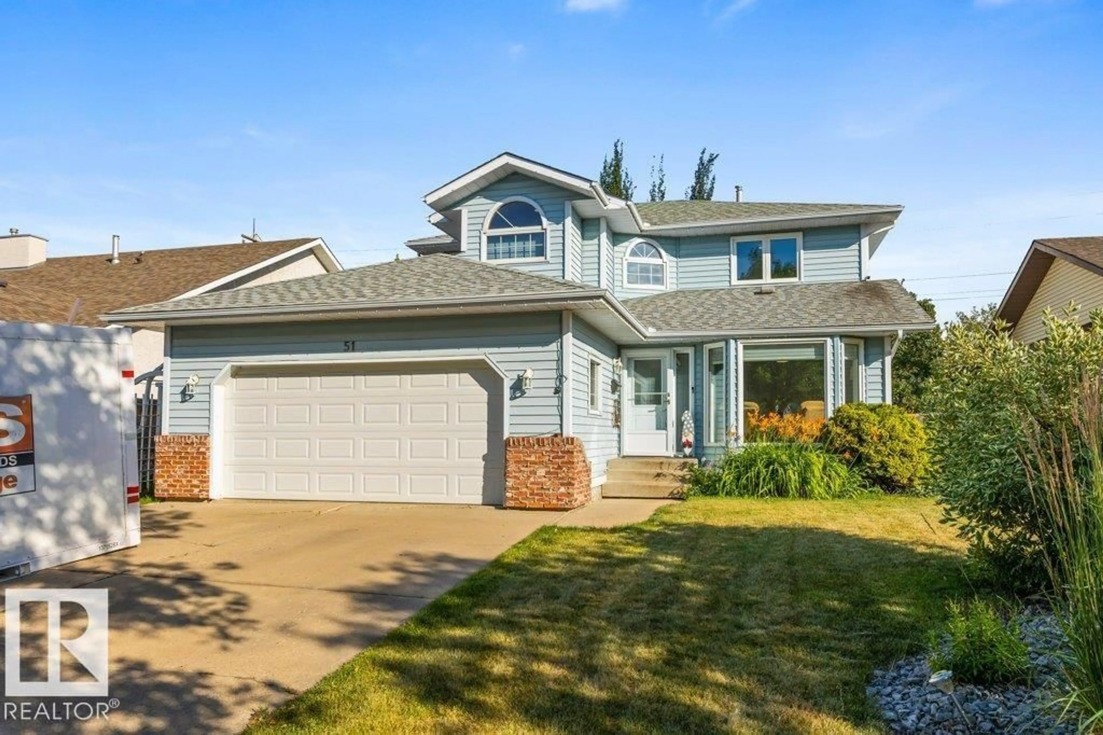 Home with vinyl exterior material, street for 51 ALDERWOOD BLVD, St. Albert Alberta T8N3M4