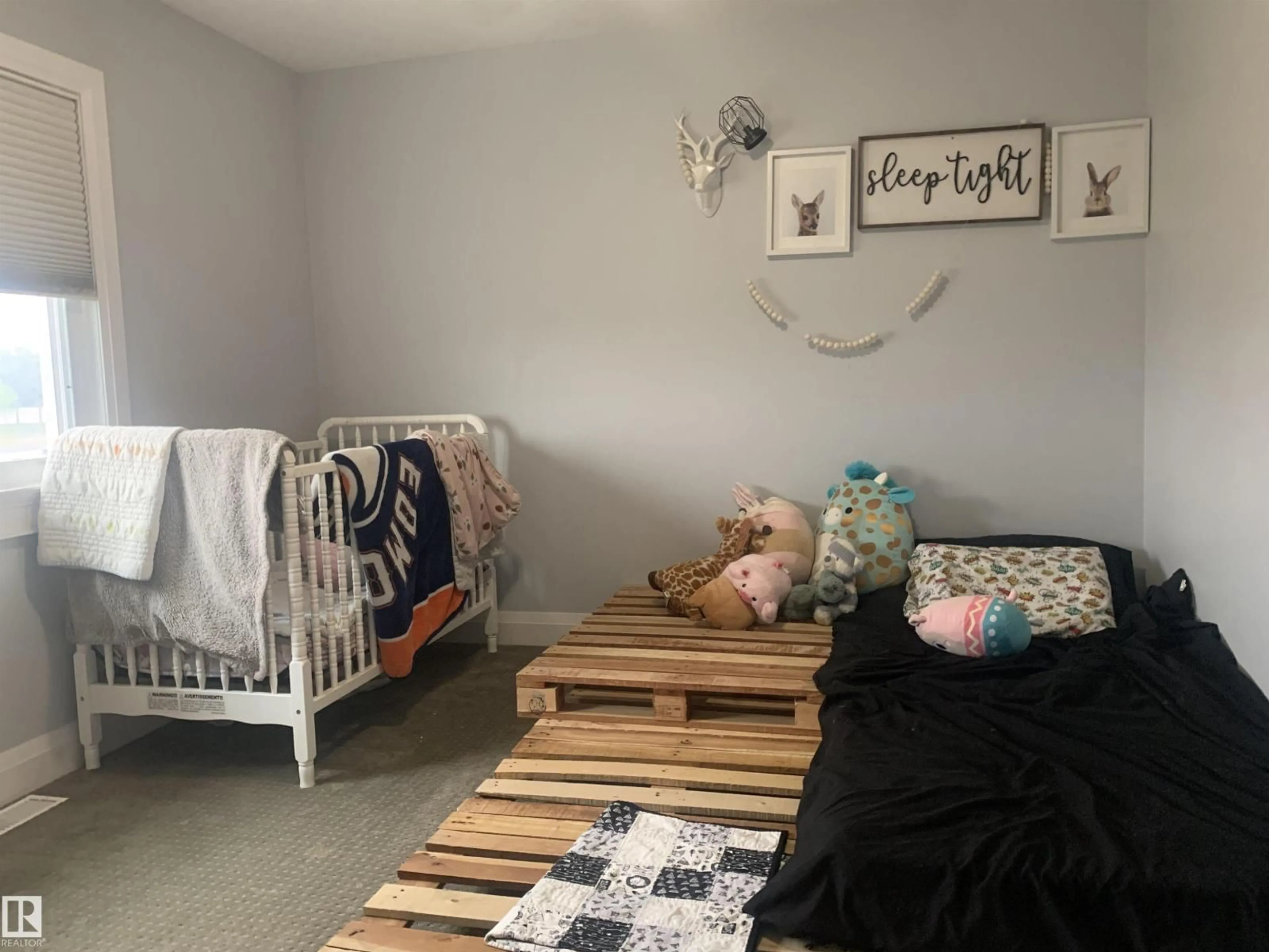 A pic of a room for 703 SUNCREST, Sherwood Park Alberta T8H0G6