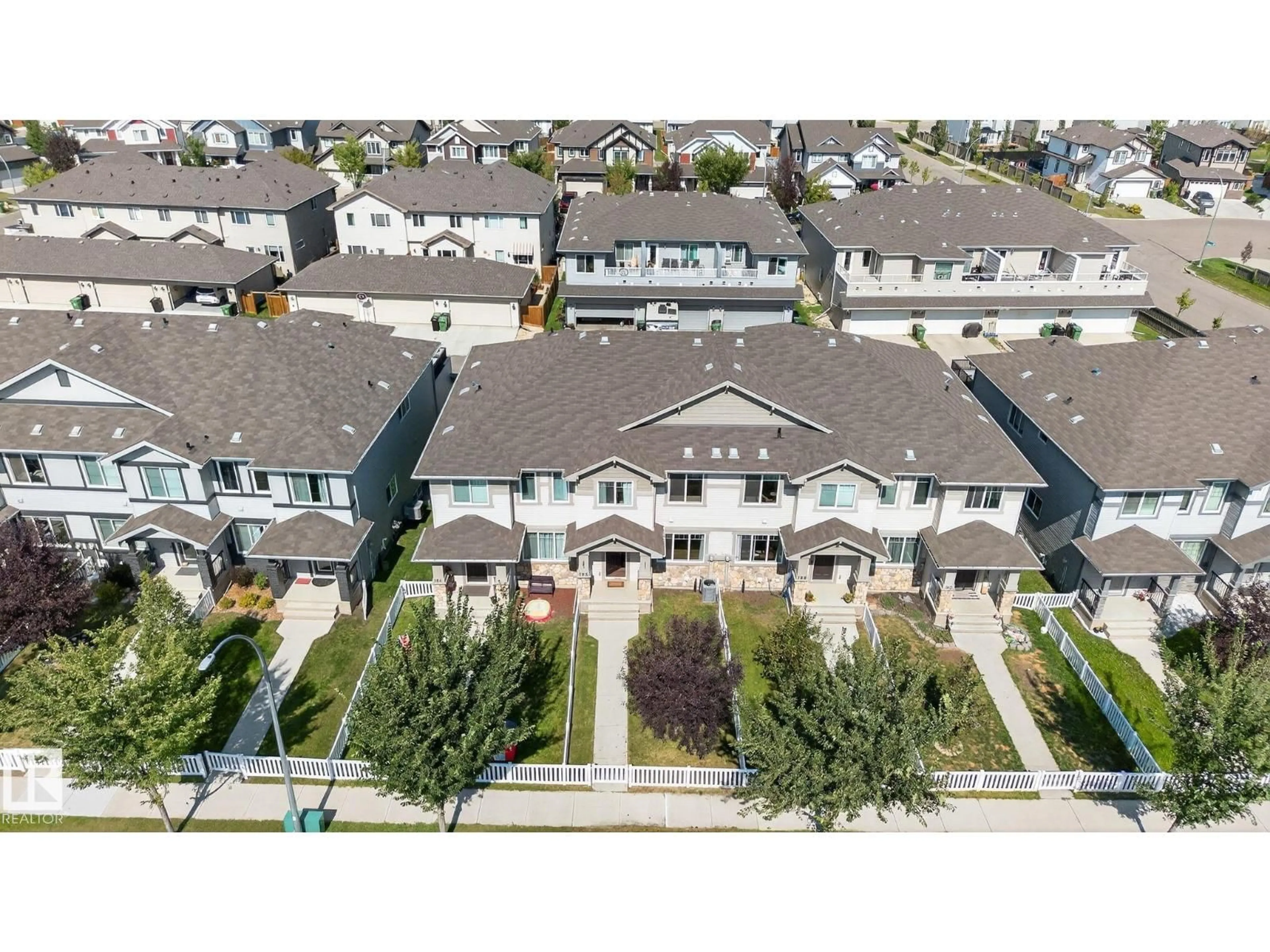 A pic from outside/outdoor area/front of a property/back of a property/a pic from drone, street for 186 SANTANA, Fort Saskatchewan Alberta T8L0T4