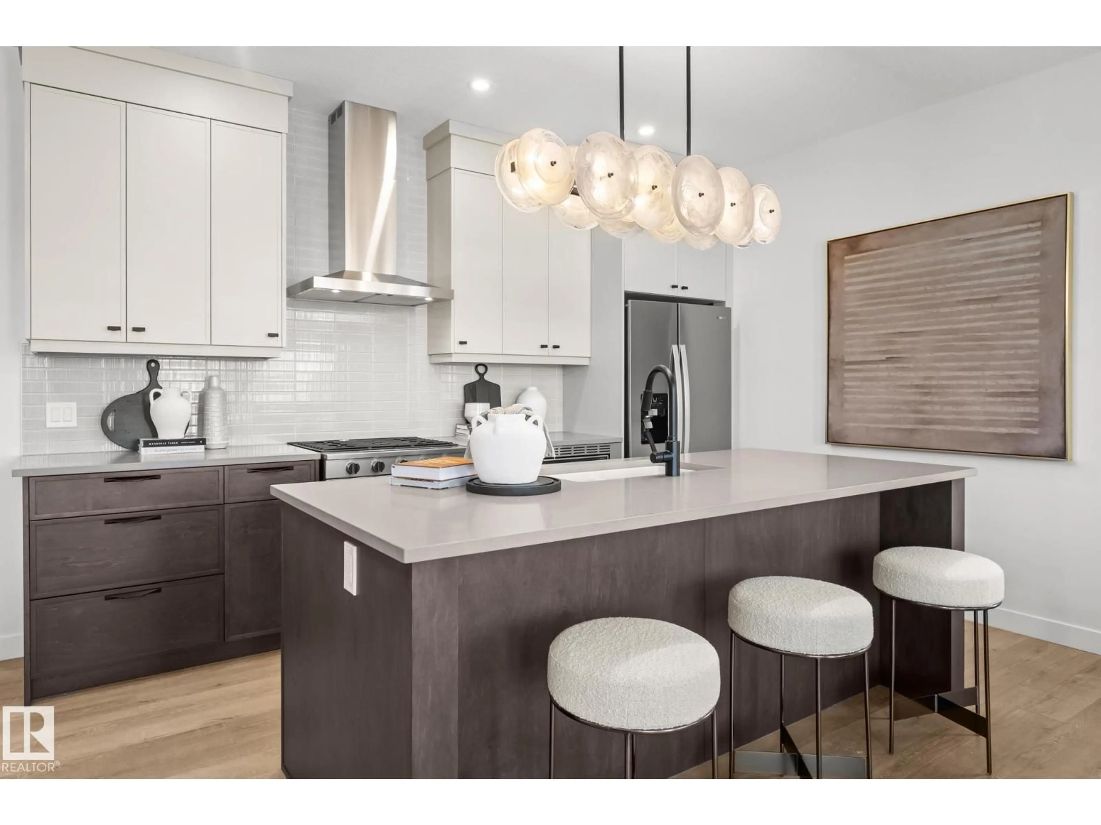 Contemporary kitchen, unknown for 2130 MUCKLEPLUM CR, Edmonton Alberta T6X3G9