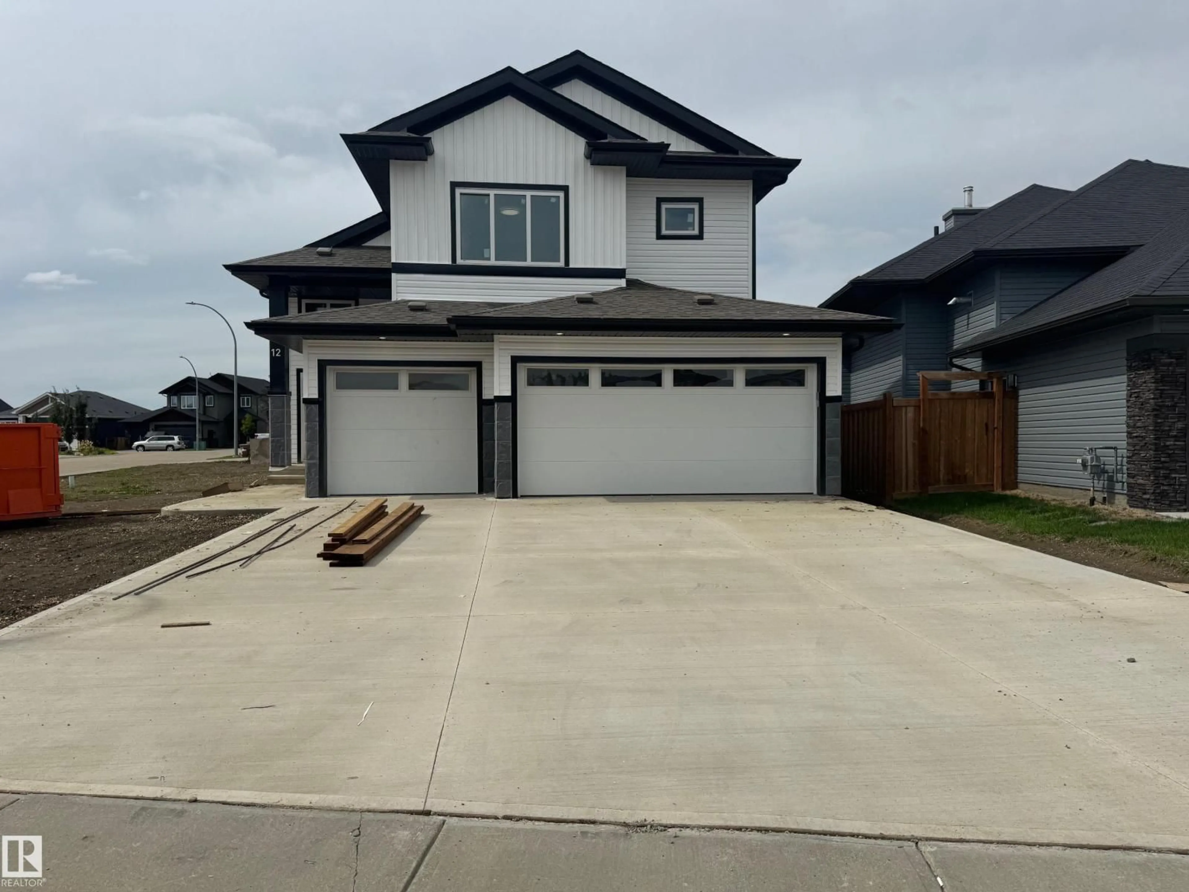Home with vinyl exterior material, street for 12 SOUTHBRIDGE CR, Calmar Alberta T0C0V0