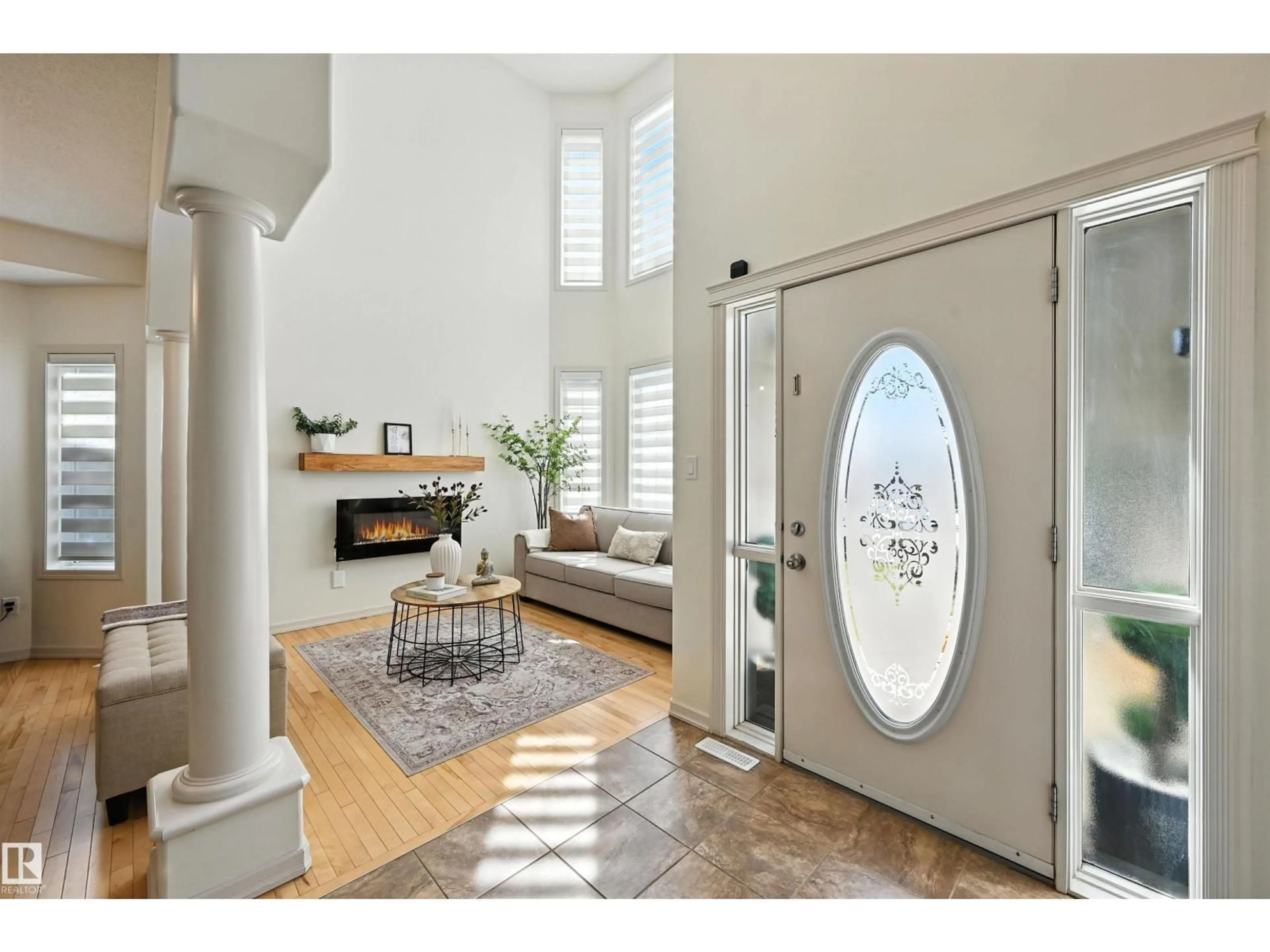 Indoor entryway for NW - 2915 TREDGER GREEN GR, Edmonton Alberta T6R3R7