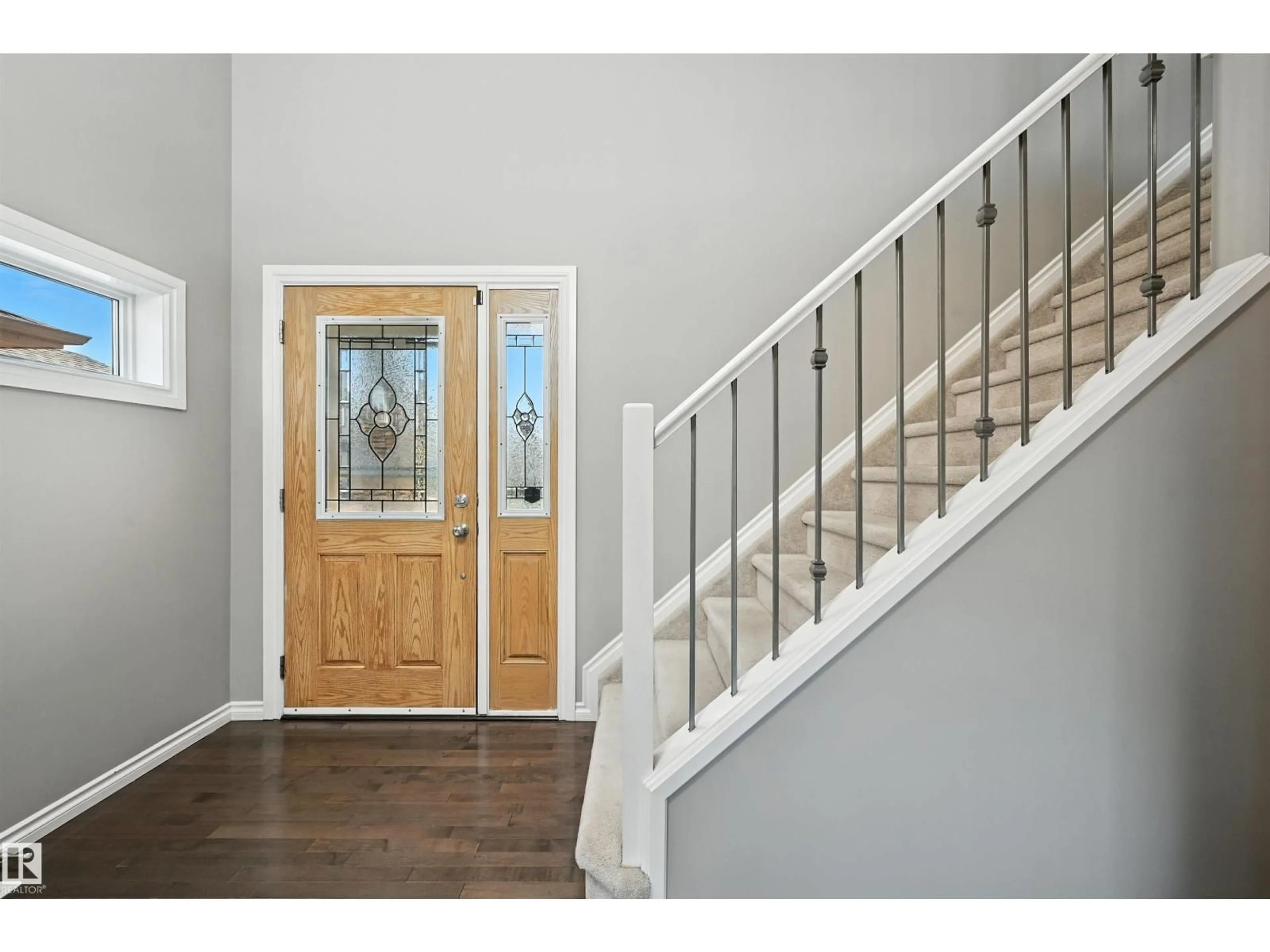 Indoor entryway for 1785 HAMMOND CR, Edmonton Alberta T6M0K3