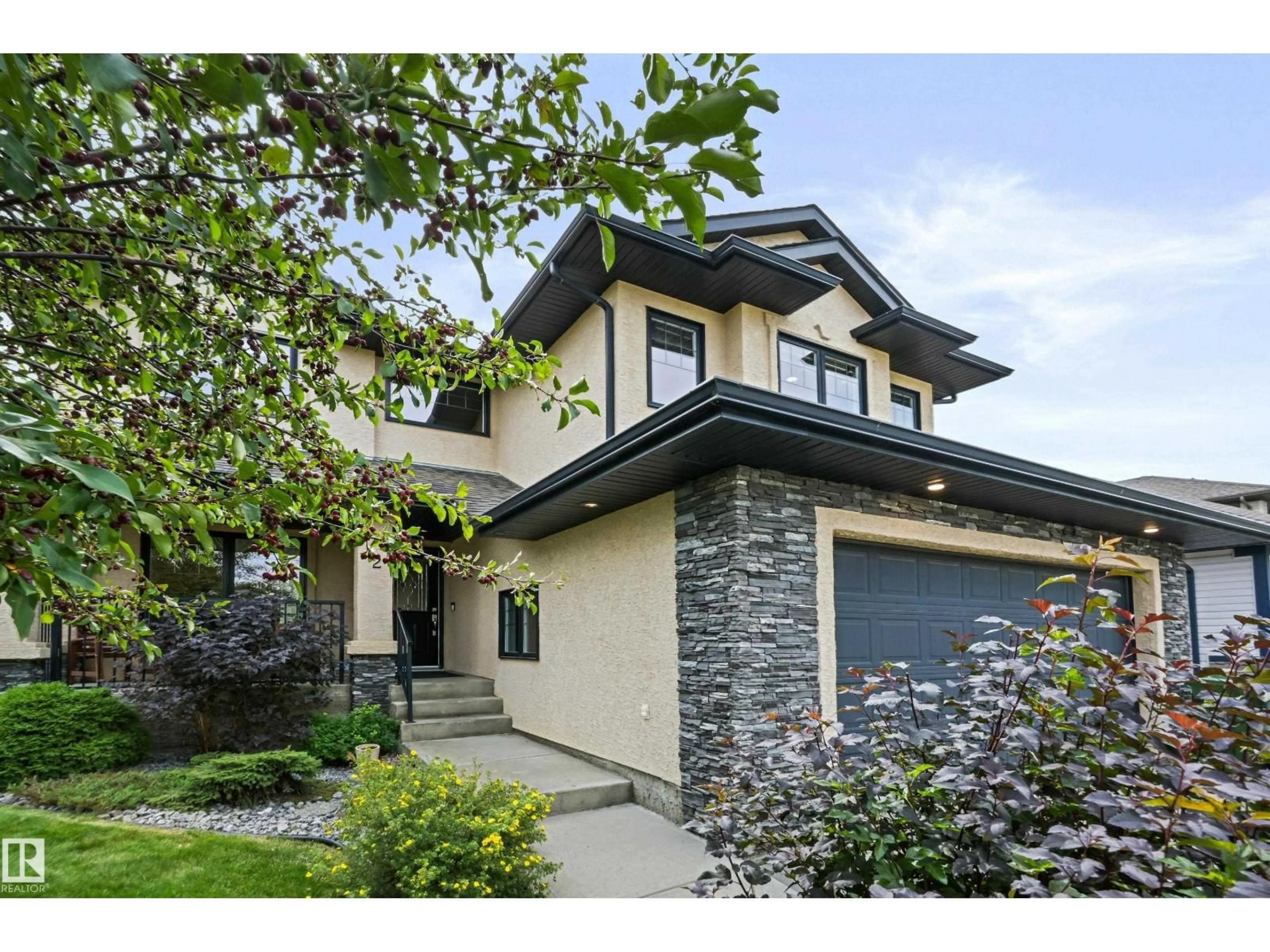 Home with brick exterior material, street for 2 KINGSDALE CR, St. Albert Alberta T8N7J3