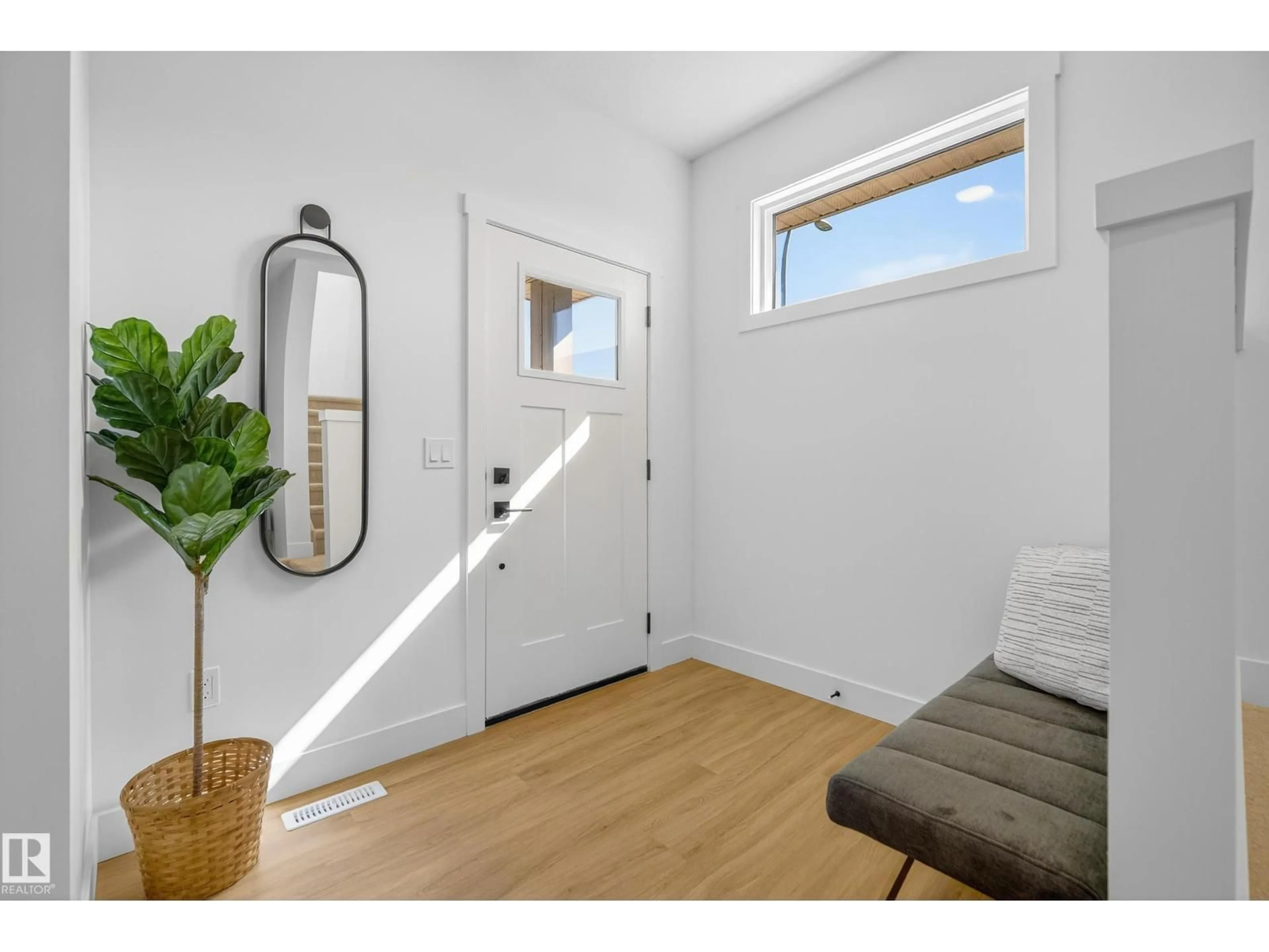 Indoor entryway for 2 BRICKYARD WY, Stony Plain Alberta T7Z0A0