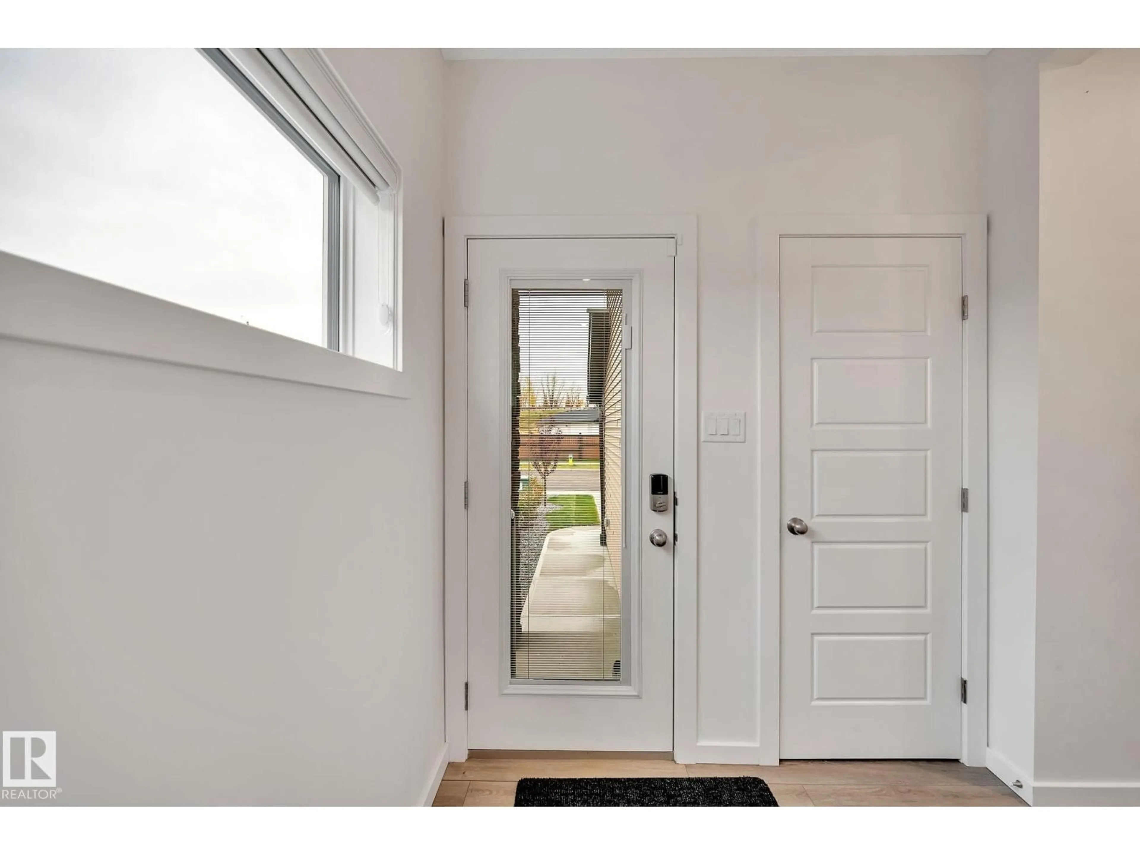 Indoor entryway for 5395 LARK LD, Edmonton Alberta T5S0S3
