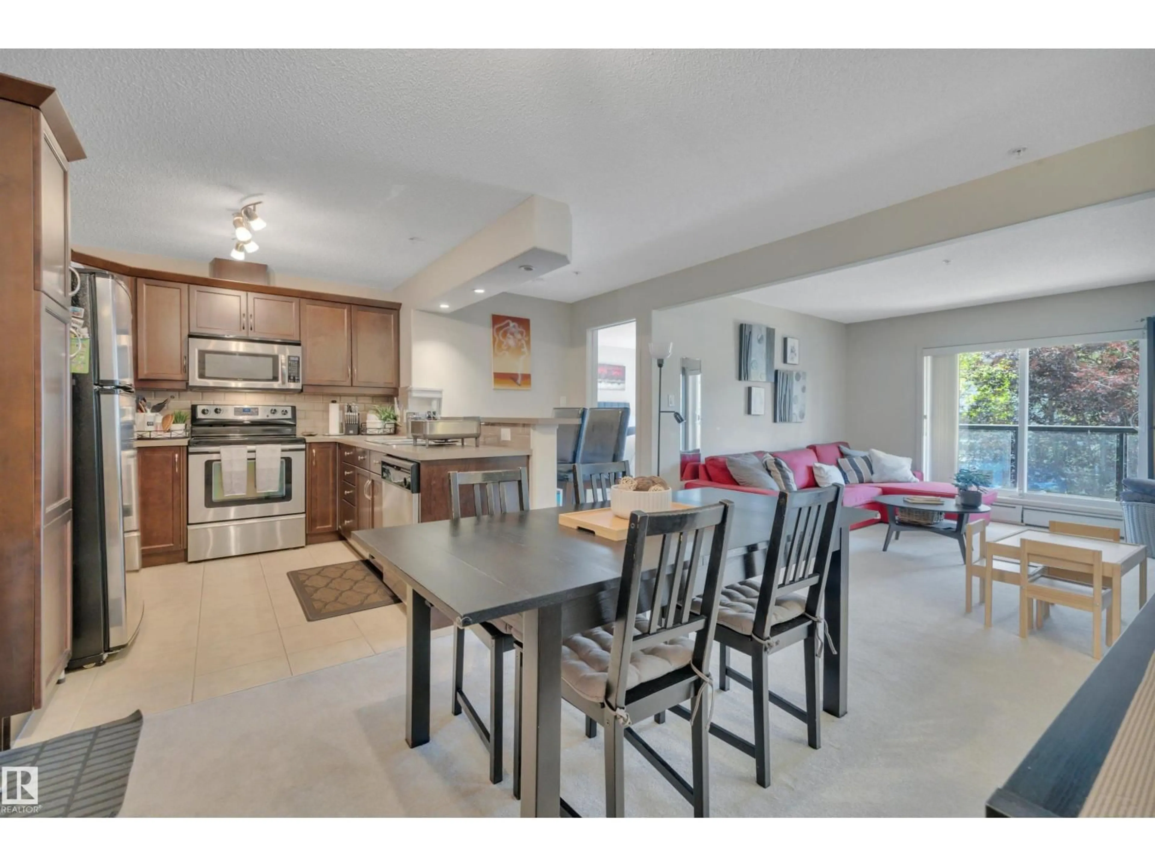 Open concept kitchen, ceramic/tile floor for 231 11603 ELLERSLIE RD, Edmonton Alberta T6W0J3