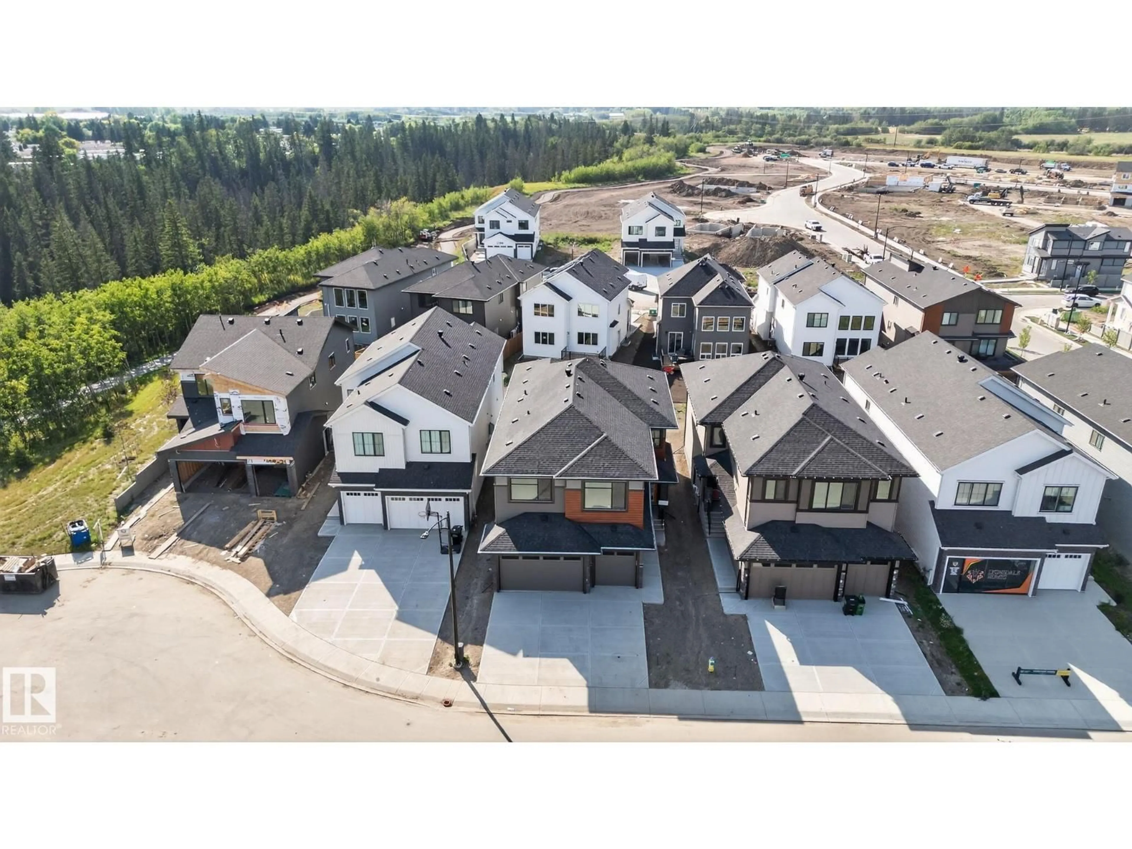 A pic from outside/outdoor area/front of a property/back of a property/a pic from drone, street for NW - 17116 2 ST, Edmonton Alberta T5Y4G5