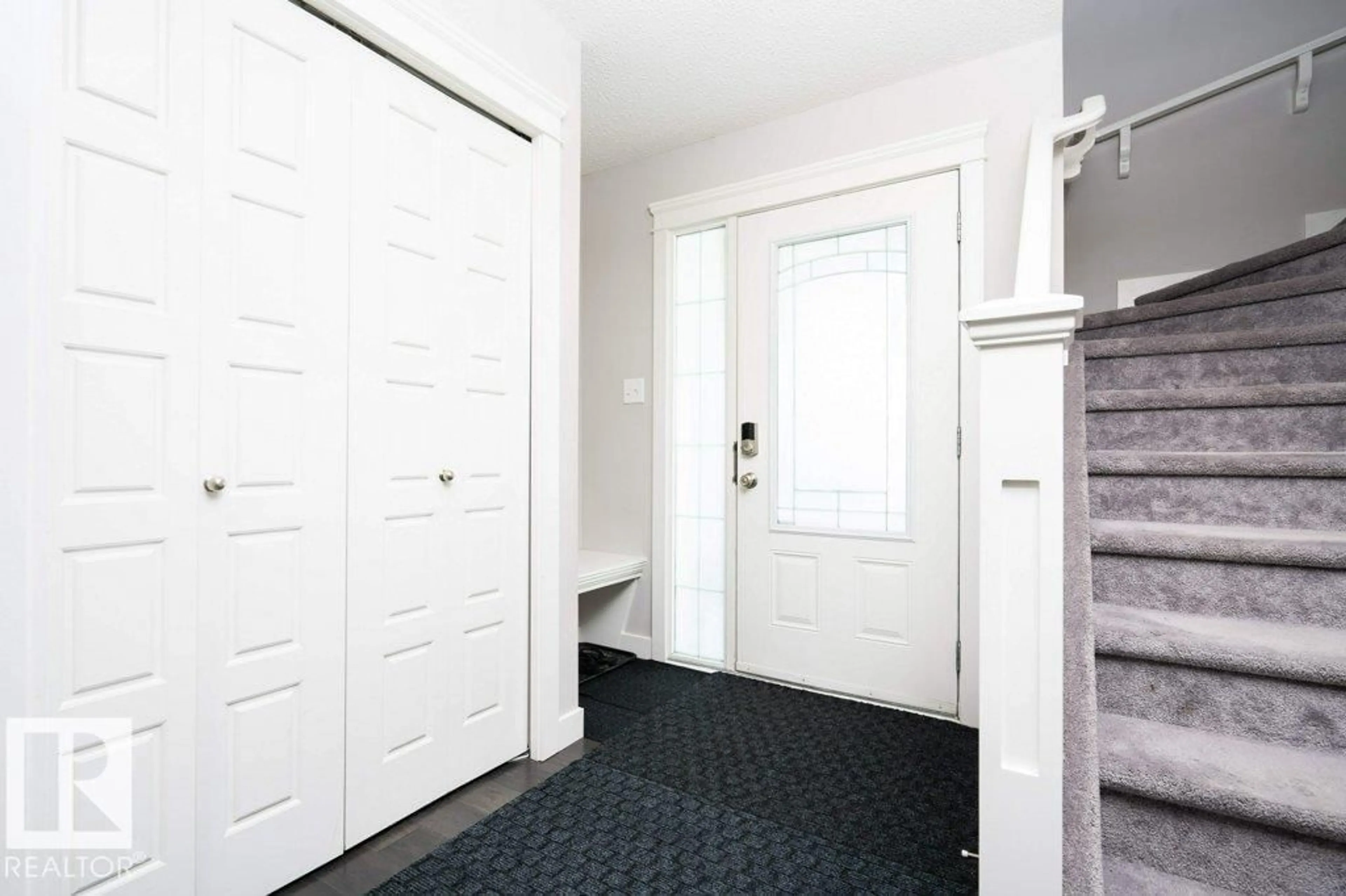 Unknown for SW - 1007 158 ST, Edmonton Alberta T6W2S4