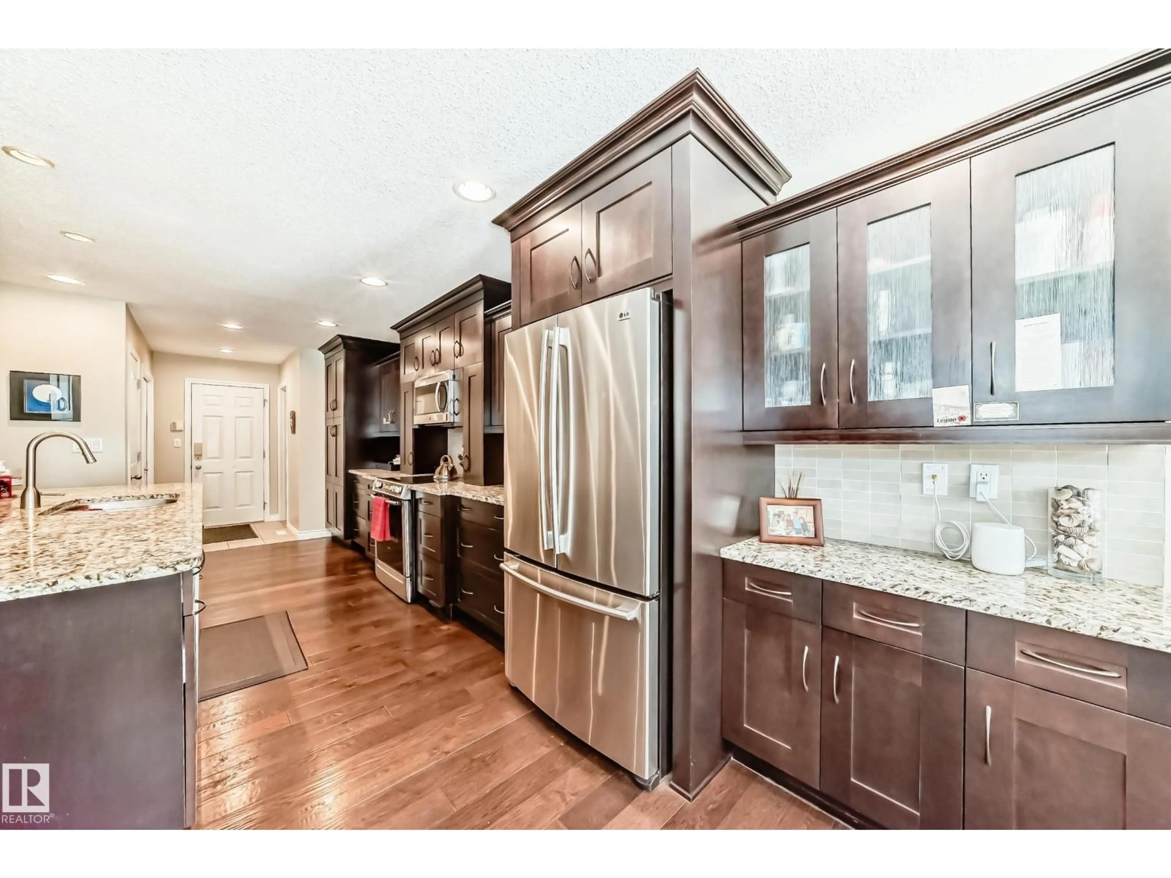 Open concept kitchen, unknown for 123 FOXBORO, Sherwood Park Alberta T8A6C9