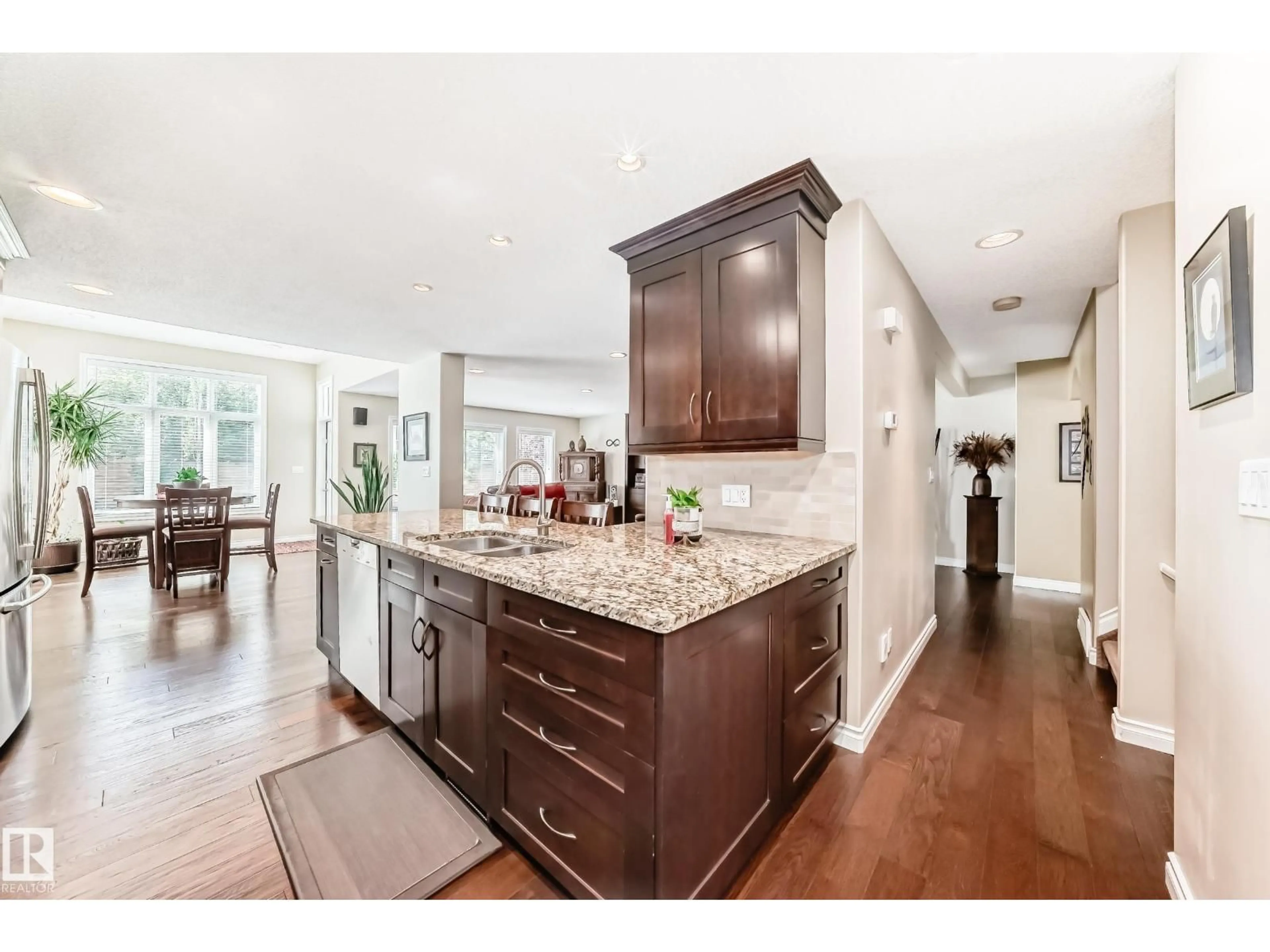 Open concept kitchen, unknown for 123 FOXBORO, Sherwood Park Alberta T8A6C9