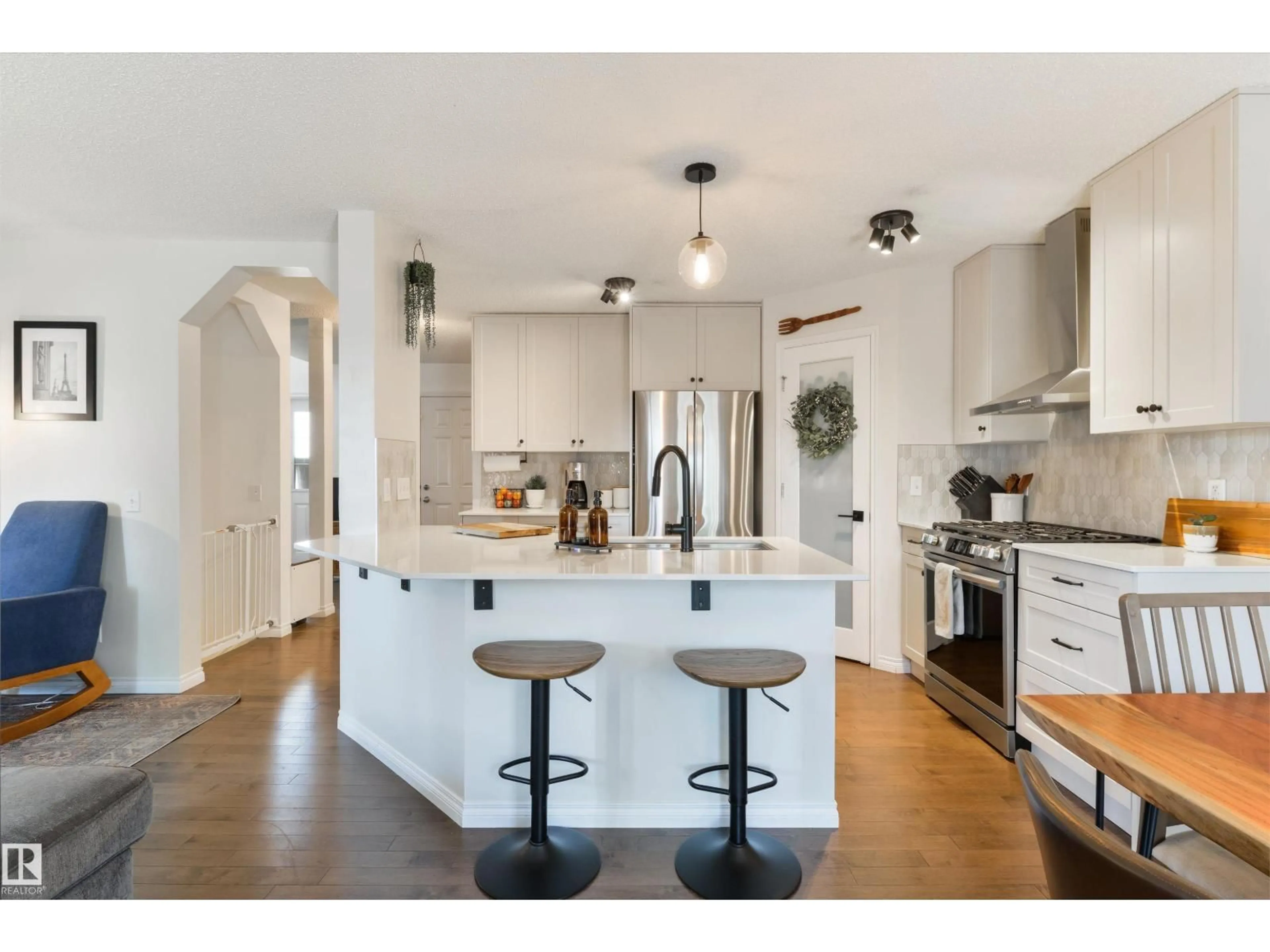 Open concept kitchen, unknown for 26 LEYLAND WY, Spruce Grove Alberta T7X4S2