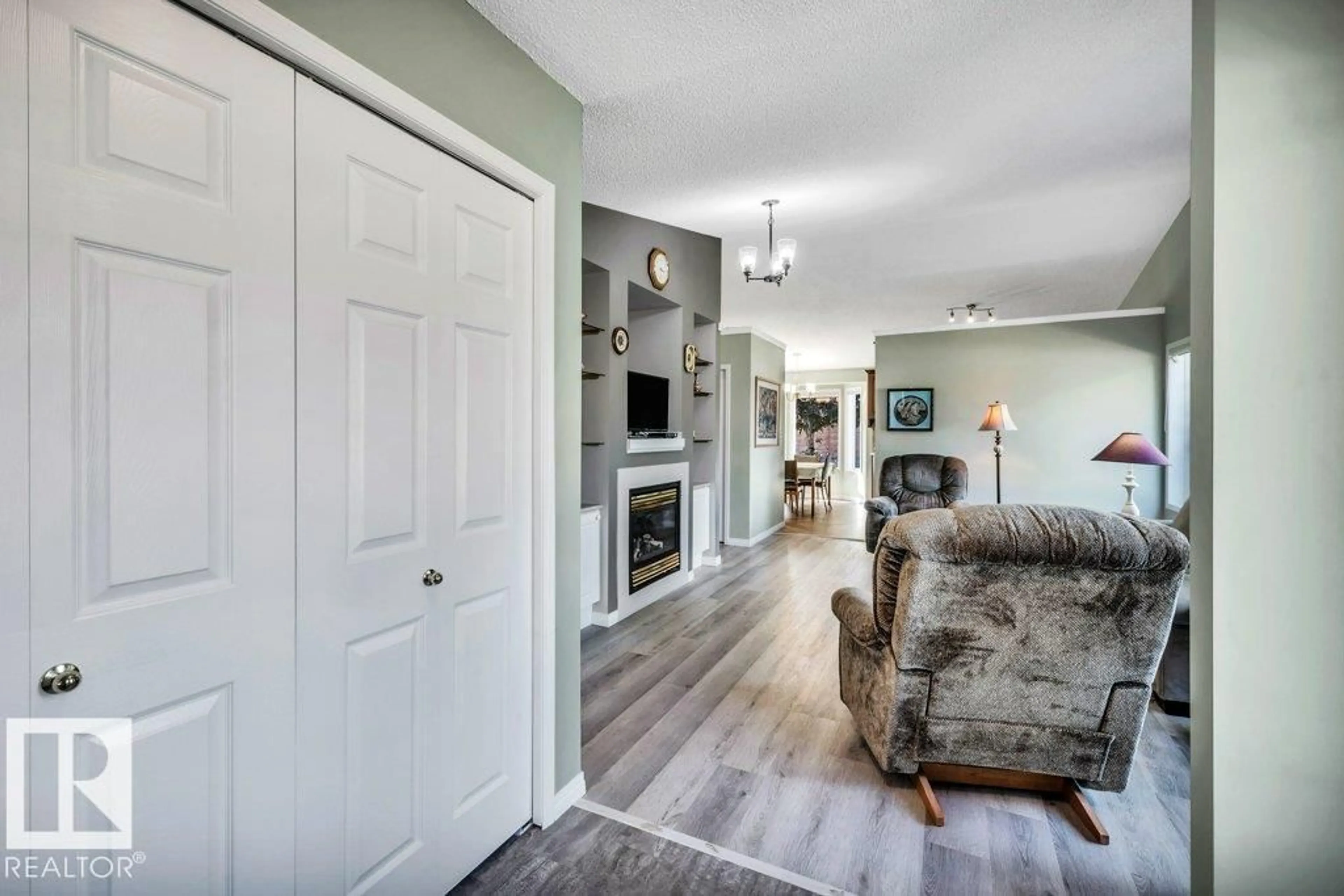 Living room with furniture, unknown for 57B - 43 ERIN RIDGE DR, St. Albert Alberta T8N6G1