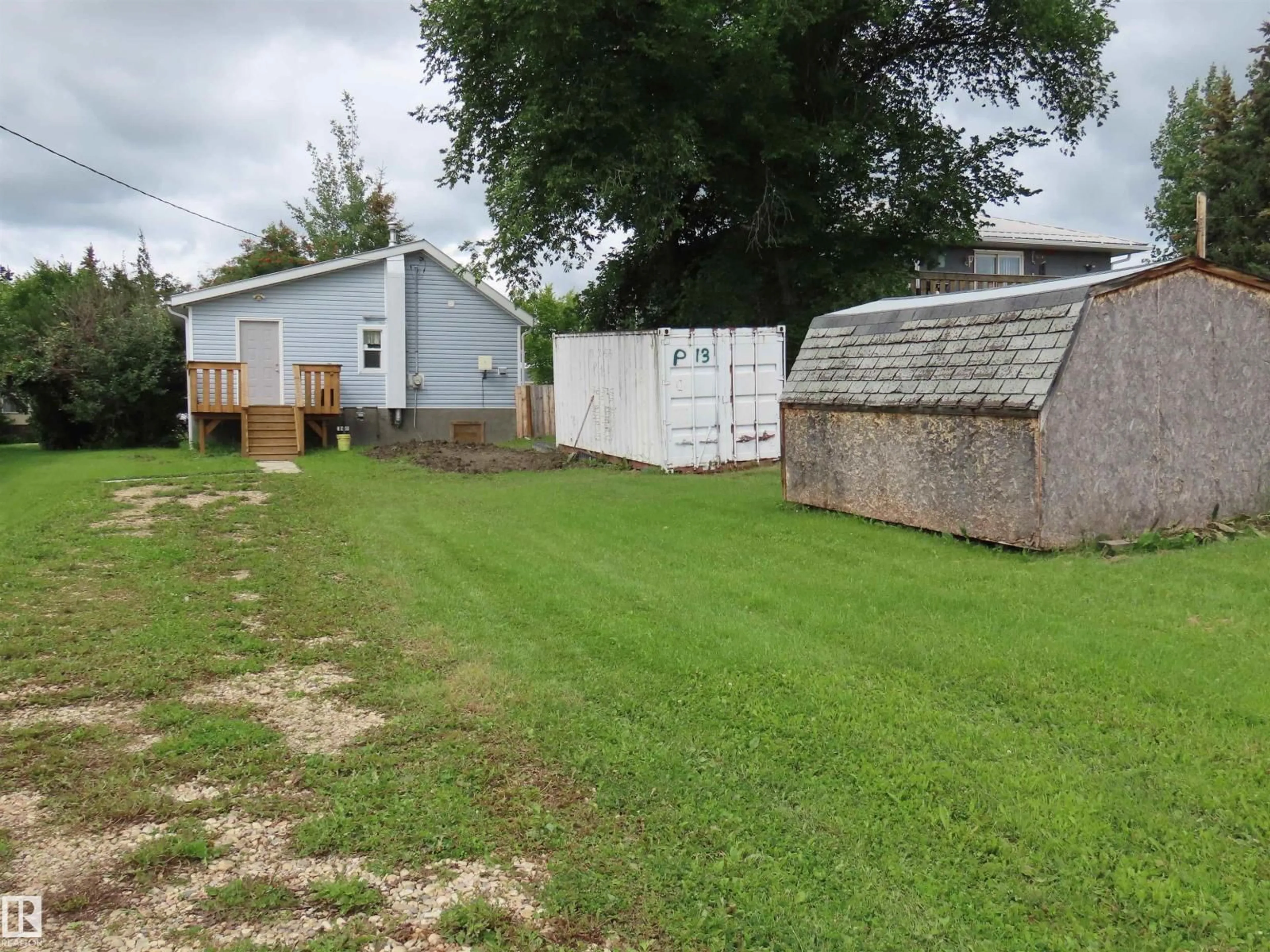 Shed for 4613 53 ST, Mayerthorpe Alberta T0E1V0