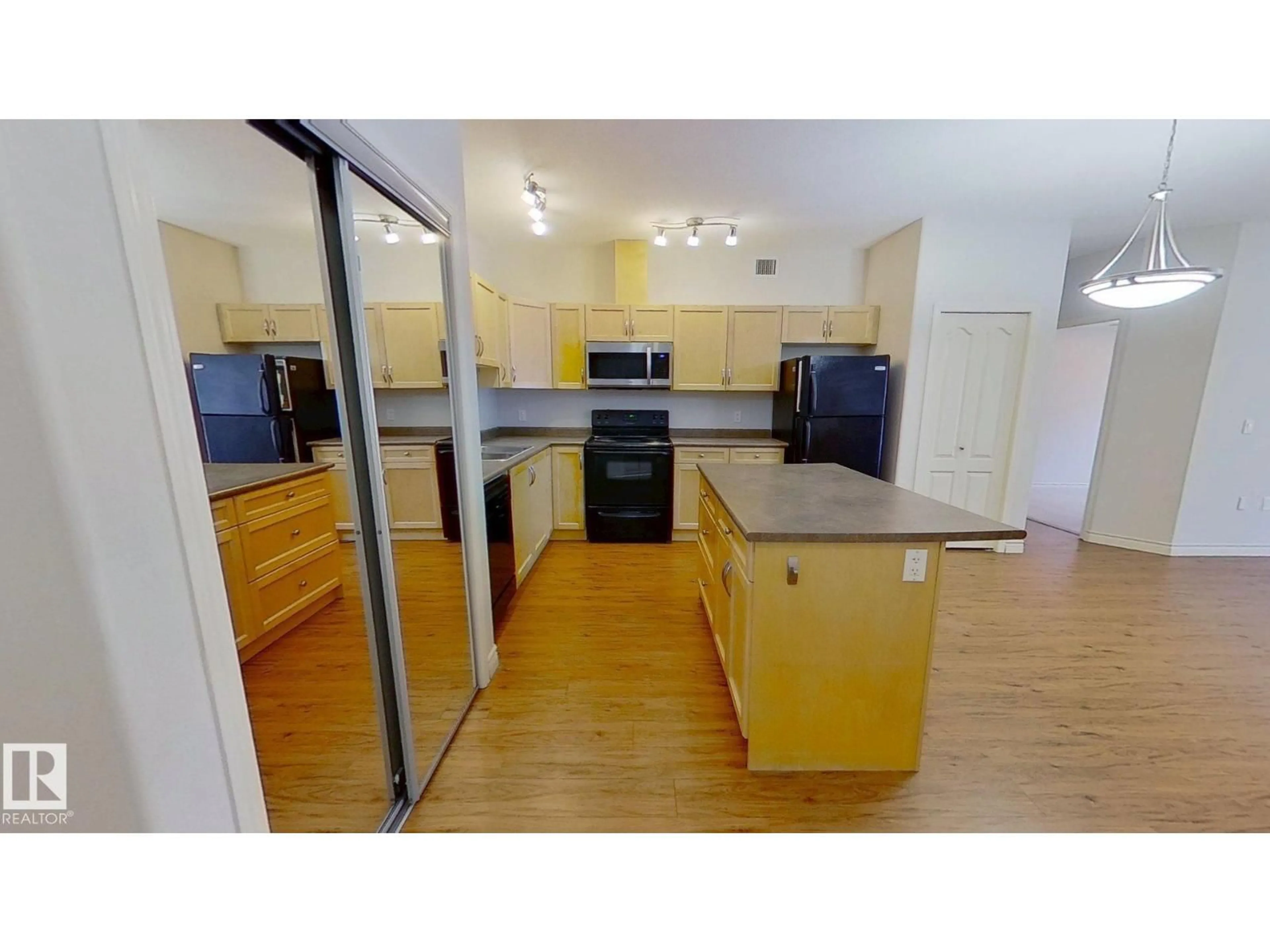 Unknown for 321 105 WEST HAVEN DR, Leduc Alberta T9E0R9