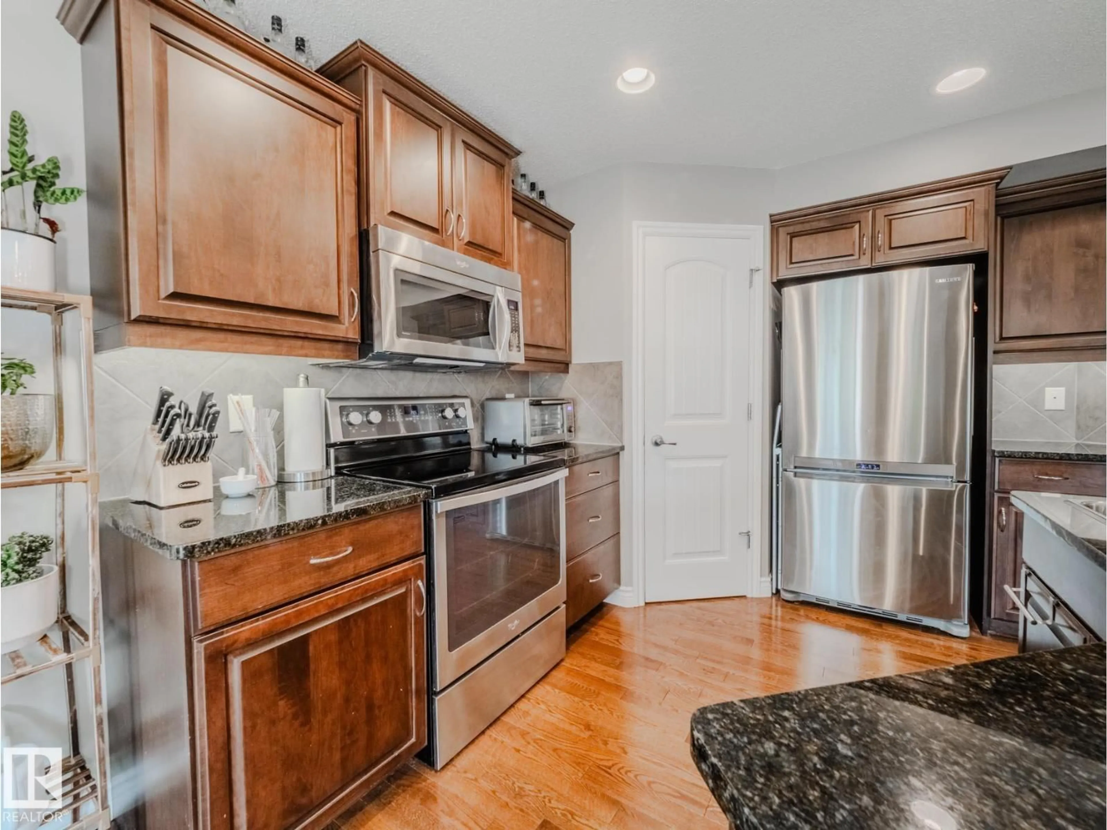 Open concept kitchen, unknown for SW - 1626 63A ST, Edmonton Alberta T6X0R8