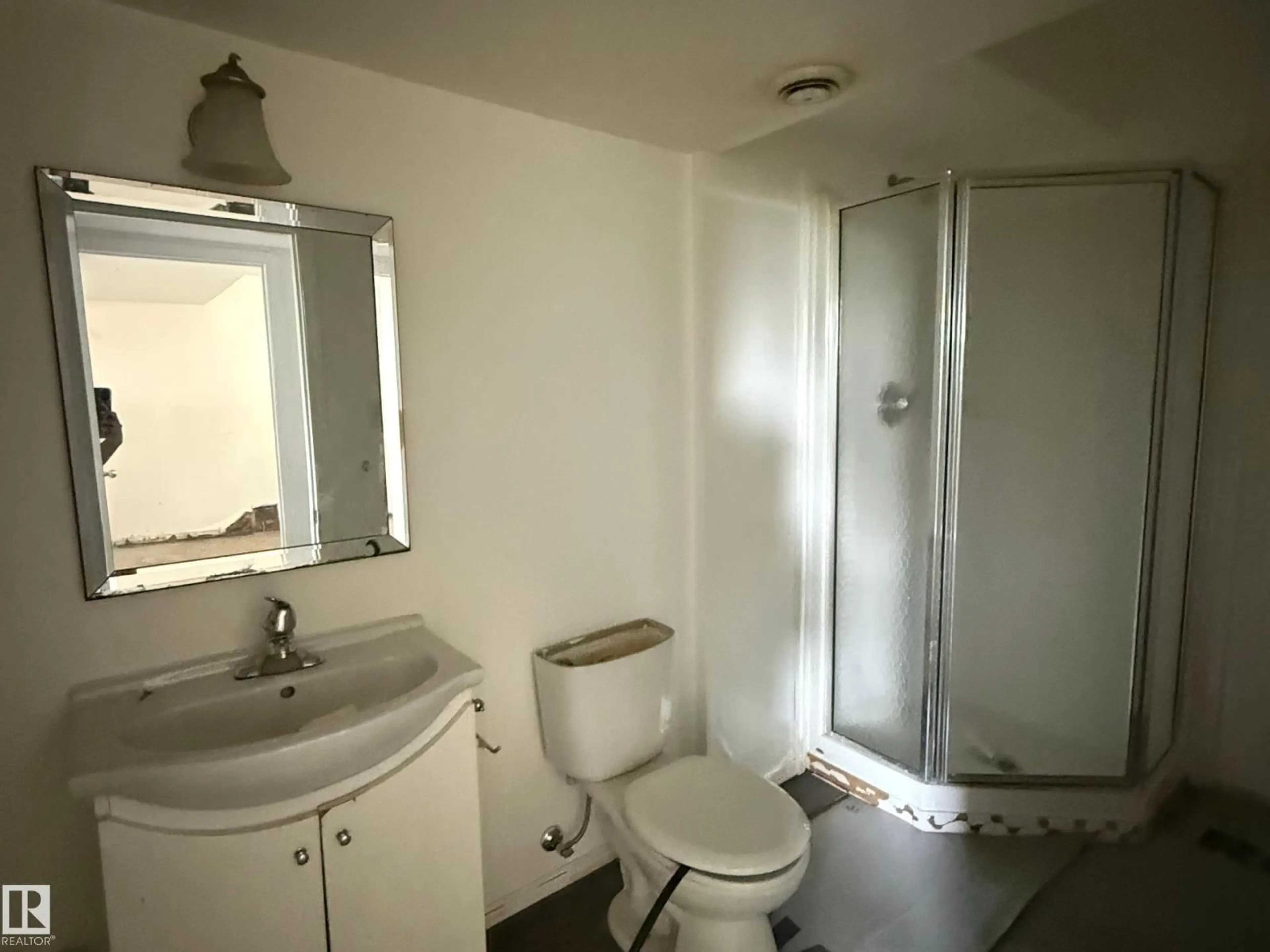 A pic of a room for 5112 52 AV, Cold Lake Alberta T9M1W3
