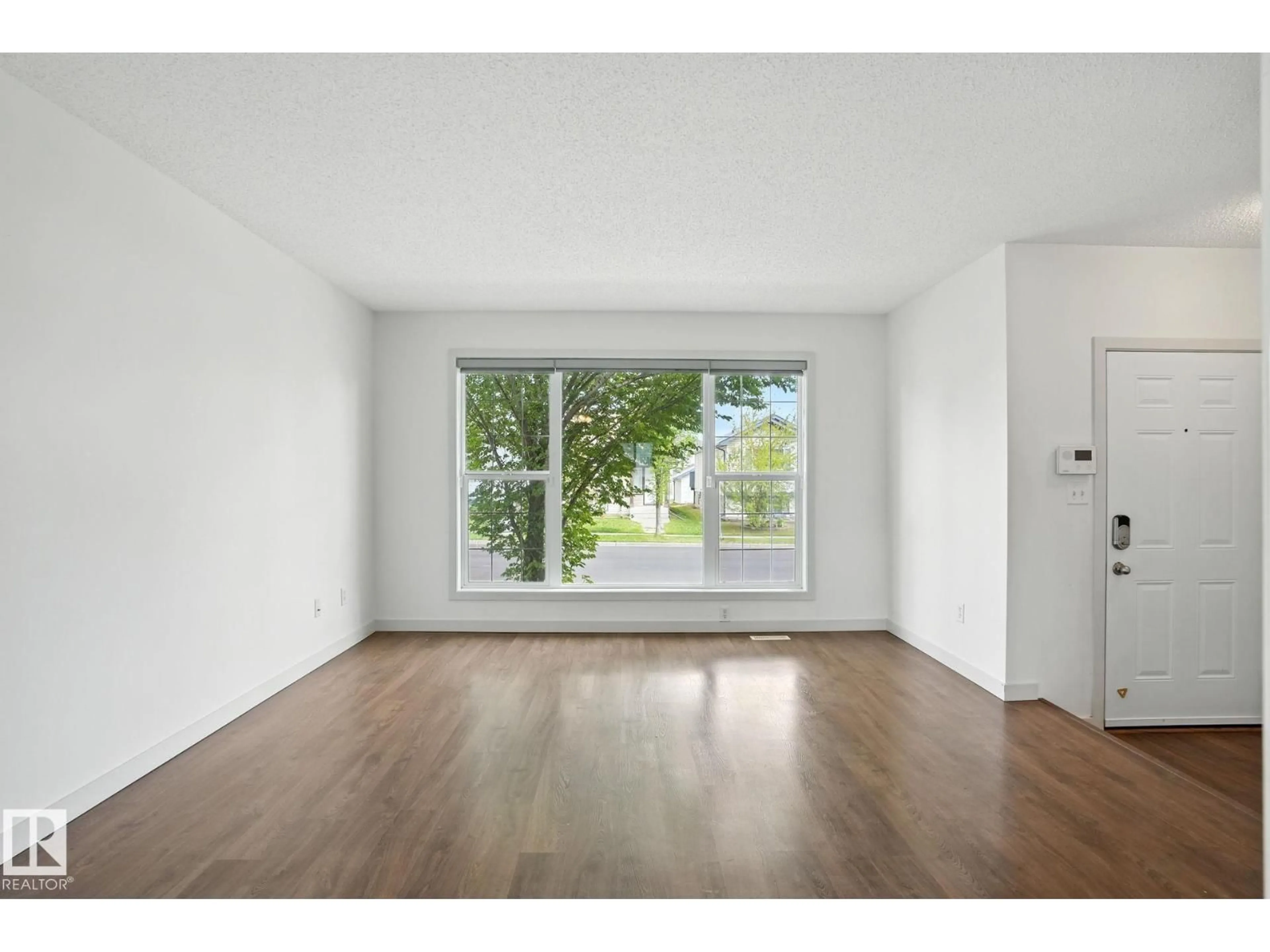A pic of a room for 163 BRINTNELL BV, Edmonton Alberta T5Y3M2