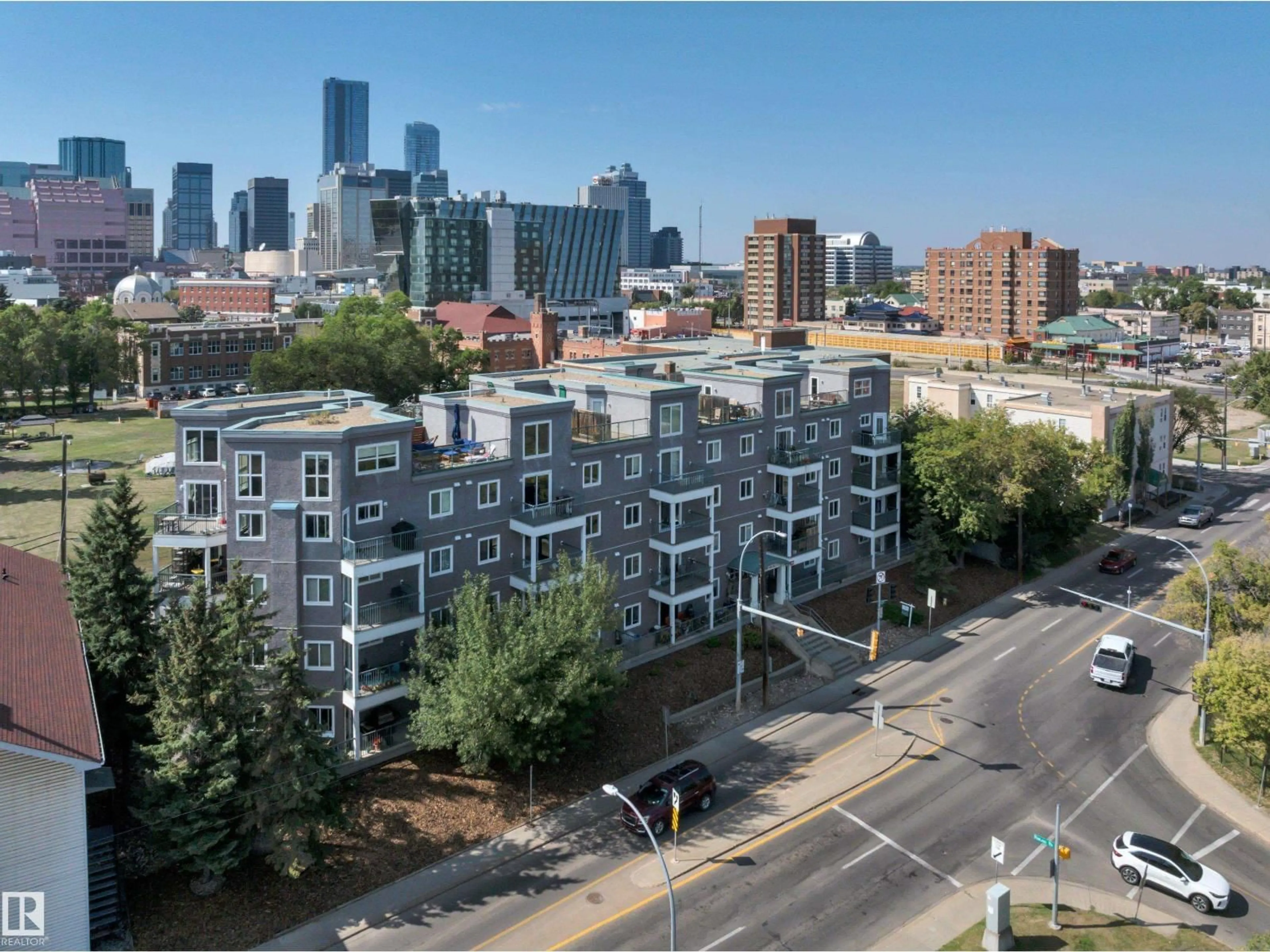 A pic from outside/outdoor area/front of a property/back of a property/a pic from drone, city buildings view from balcony for 408 - 10118 95 ST, Edmonton Alberta T5H4R6