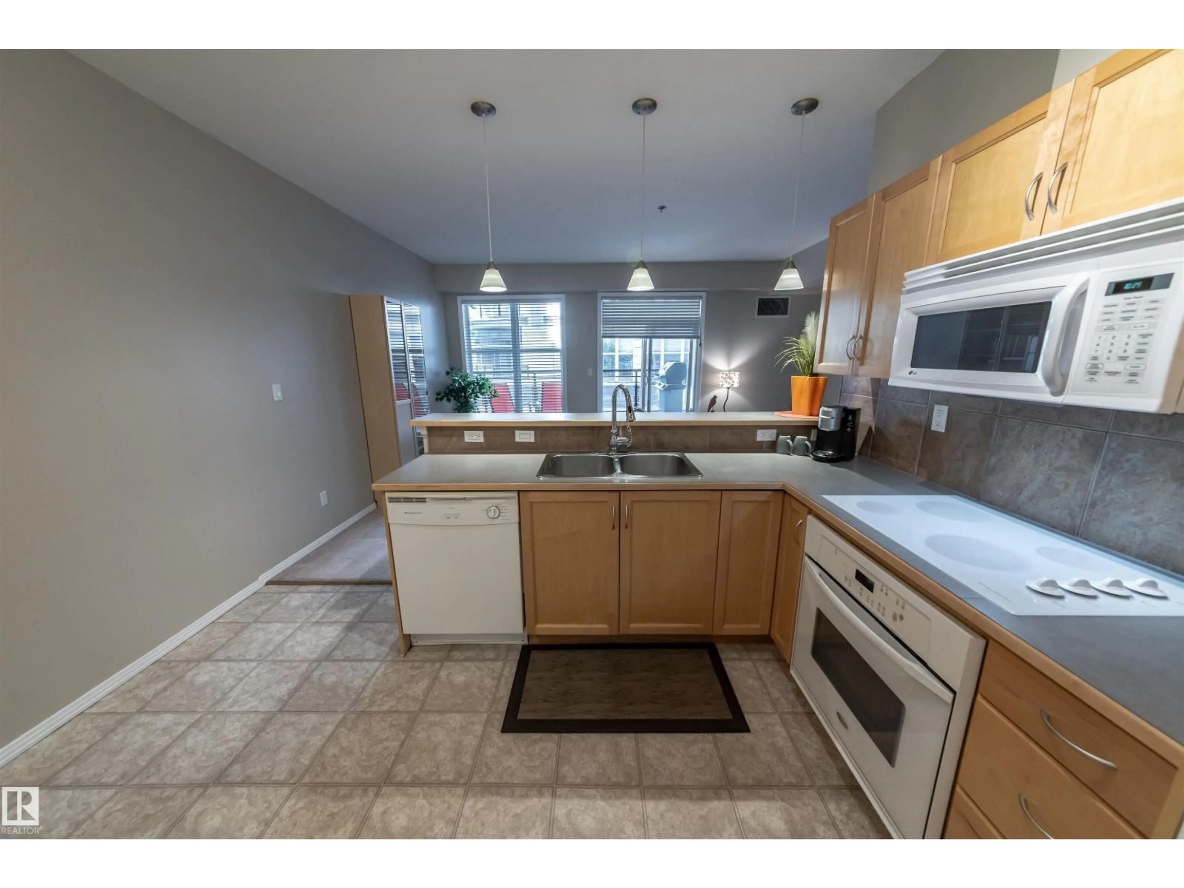 Unknown for 150 - 4827 104A ST NW, Edmonton Alberta T6H0R5