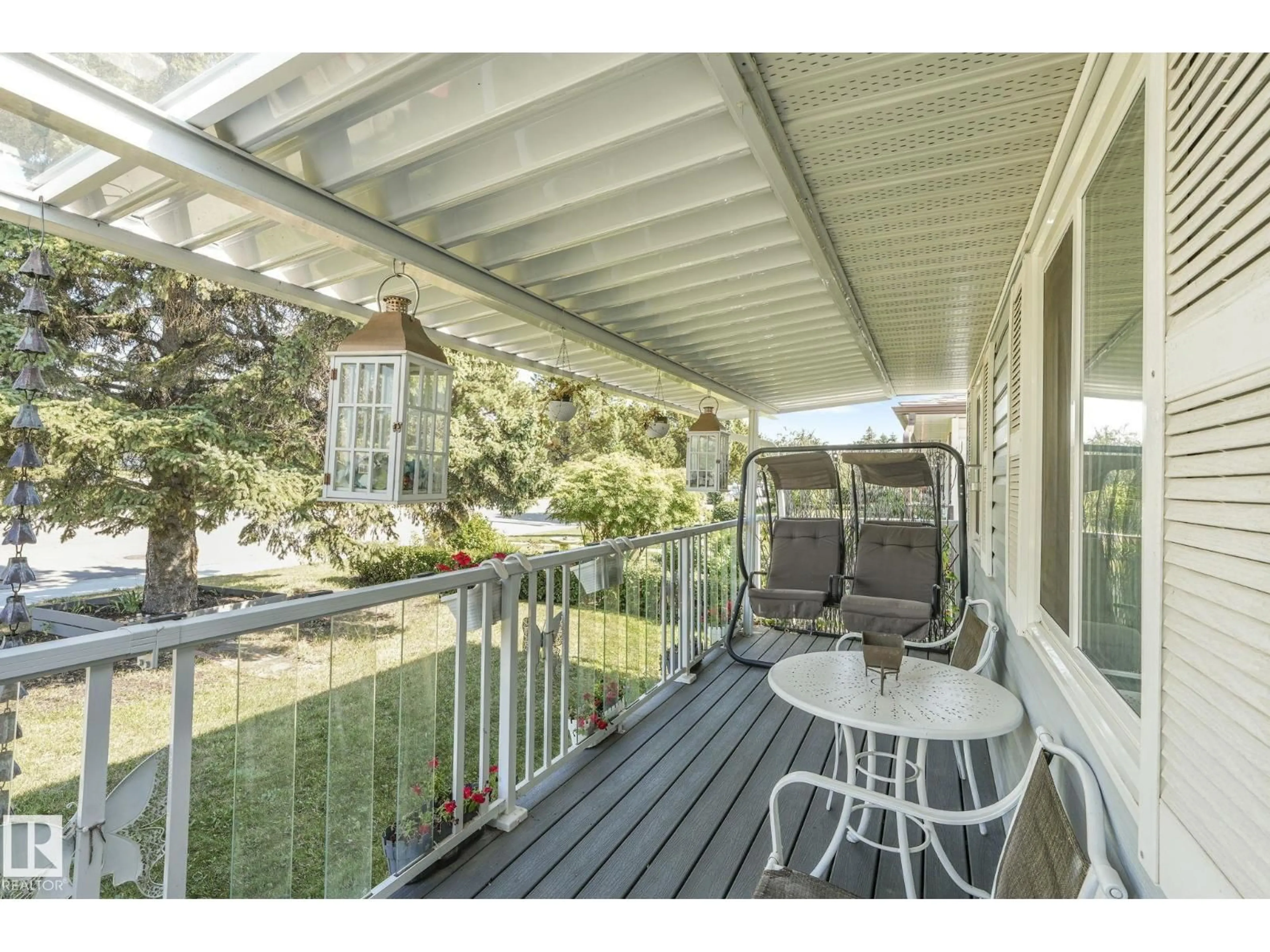 Patio, water/lake/river/ocean view for 9211 130 AV, Edmonton Alberta T5E0S1