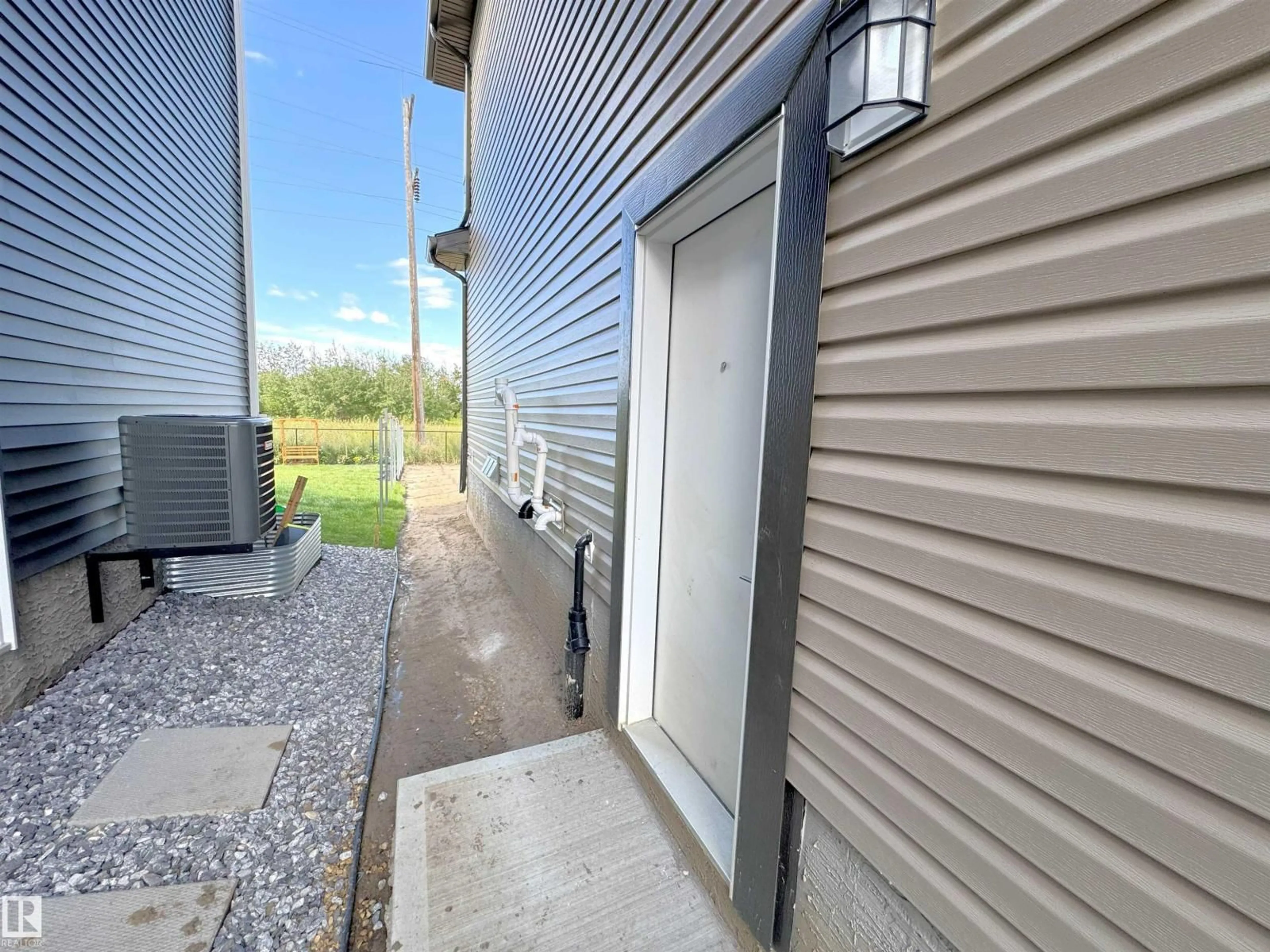 Unknown for 66 WAVERLY WAY, Fort Saskatchewan Alberta T8L3L7
