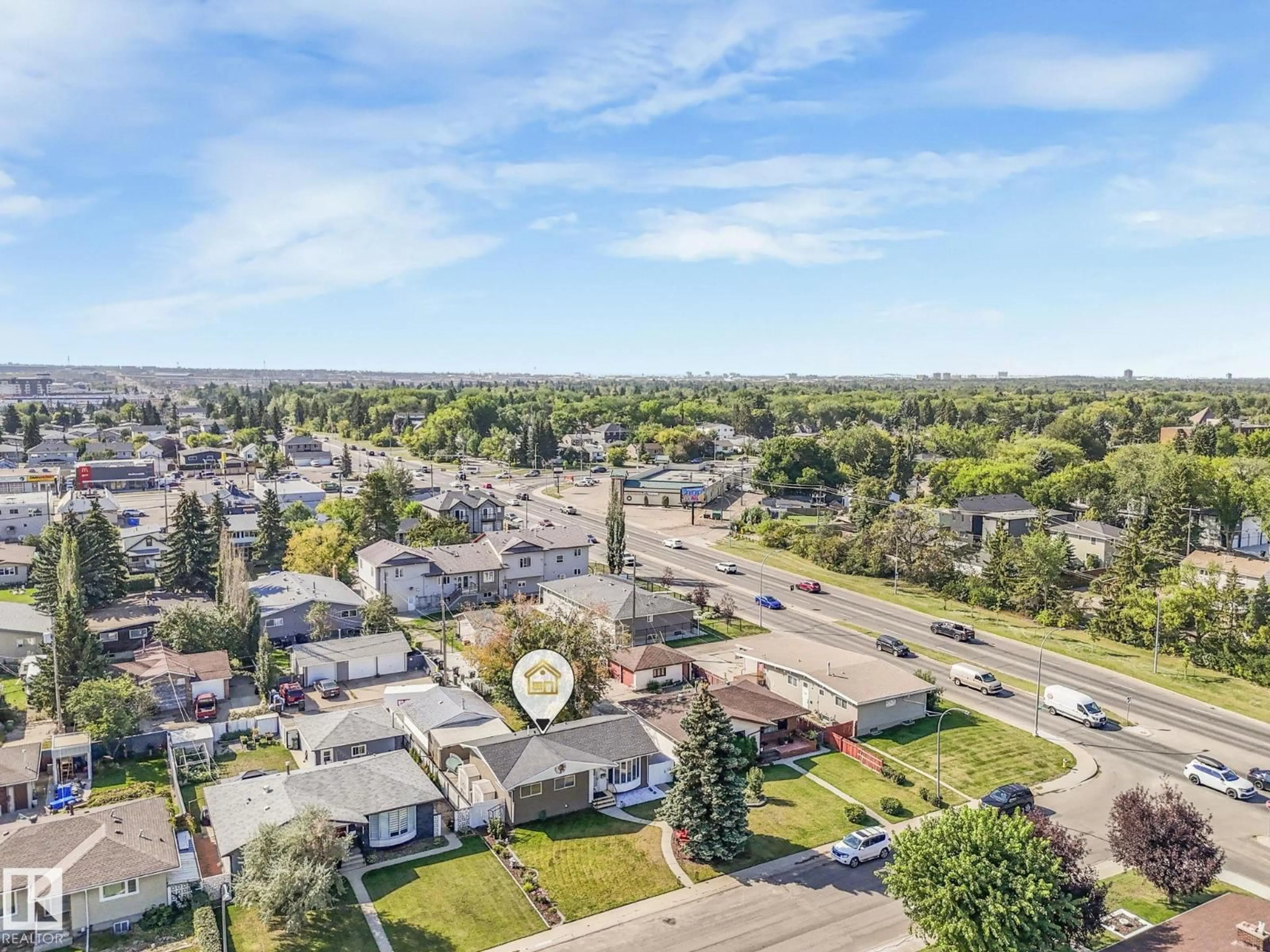 A pic from outside/outdoor area/front of a property/back of a property/a pic from drone, street for 7415 84 AV, Edmonton Alberta T6B0H9