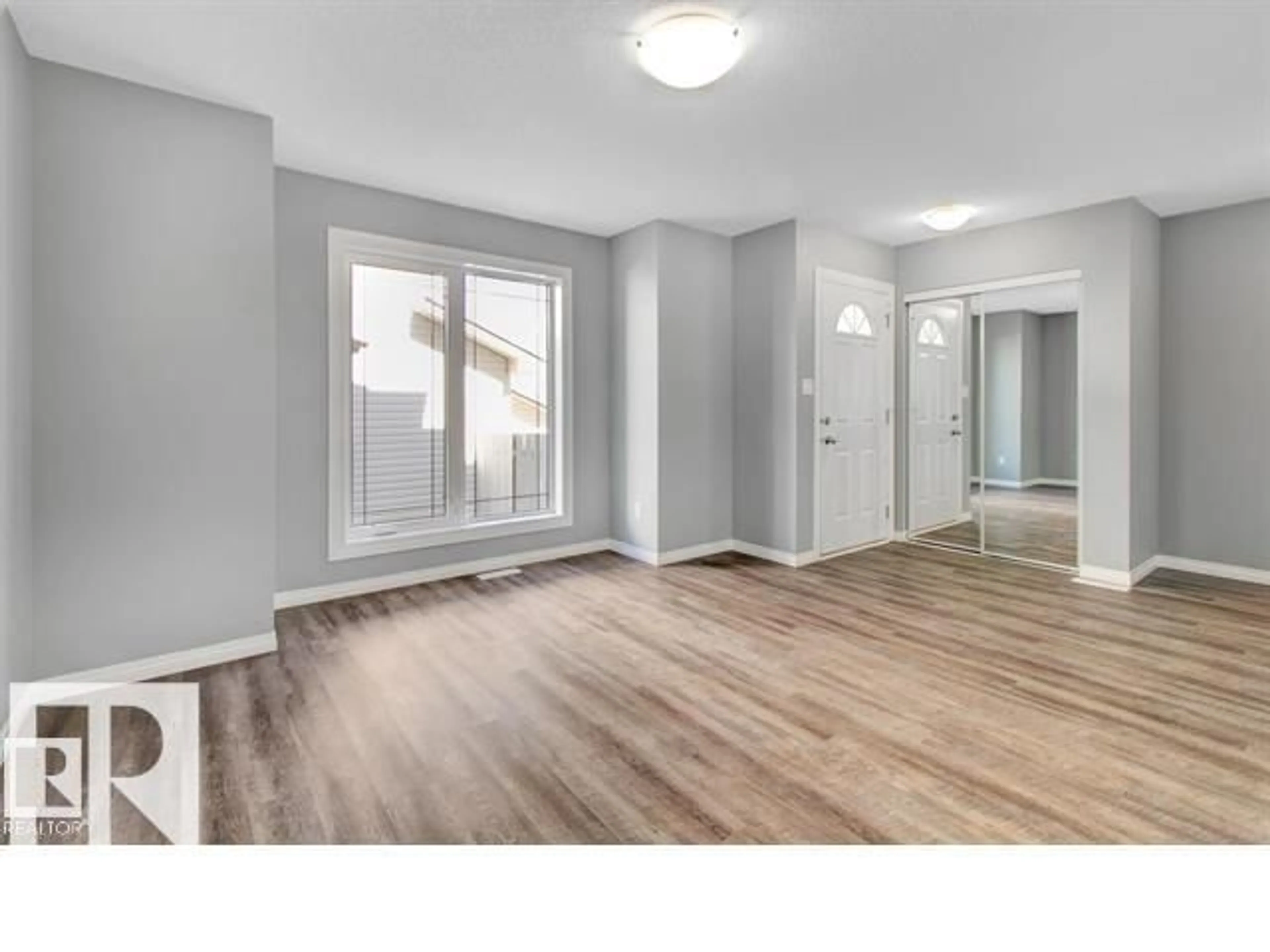 Unknown for 3941 38 ST, Edmonton Alberta T6L6S9