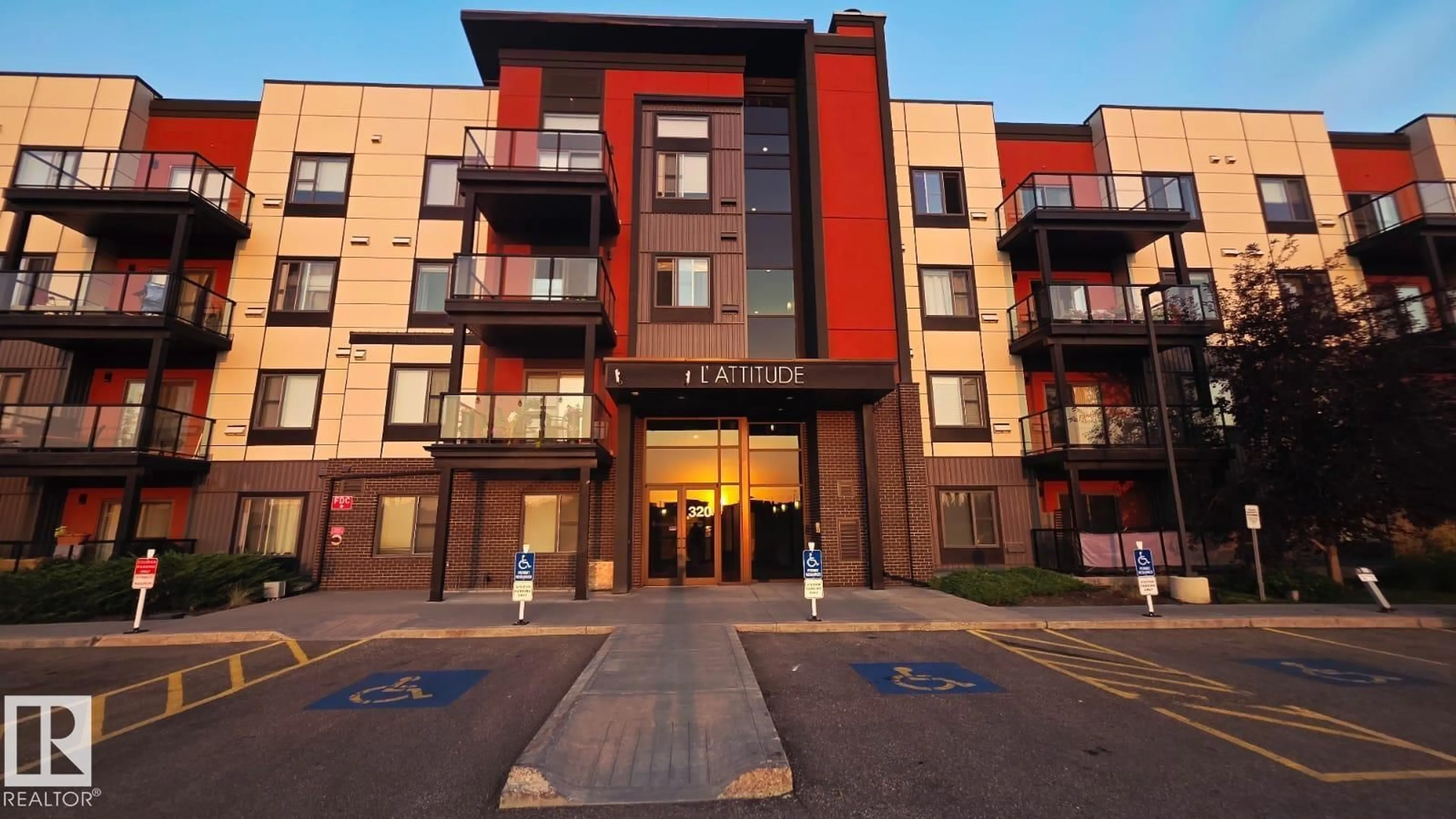 Patio, building for #115 - 320 AMBLESIDE LINK, Edmonton Alberta T6W2Z9