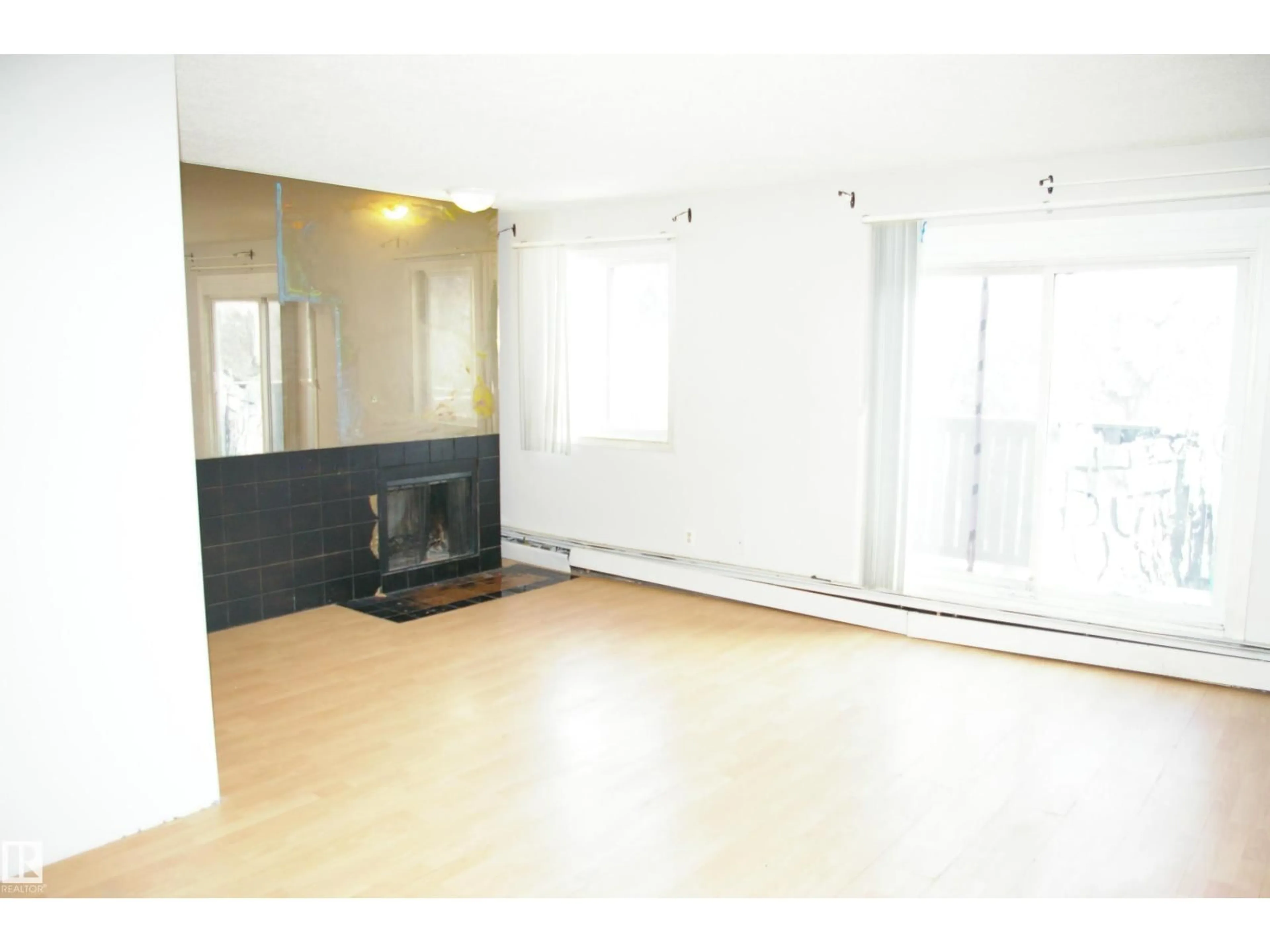 A pic of a room for #312 - 10838 108 ST NW, Edmonton Alberta T6H3A6