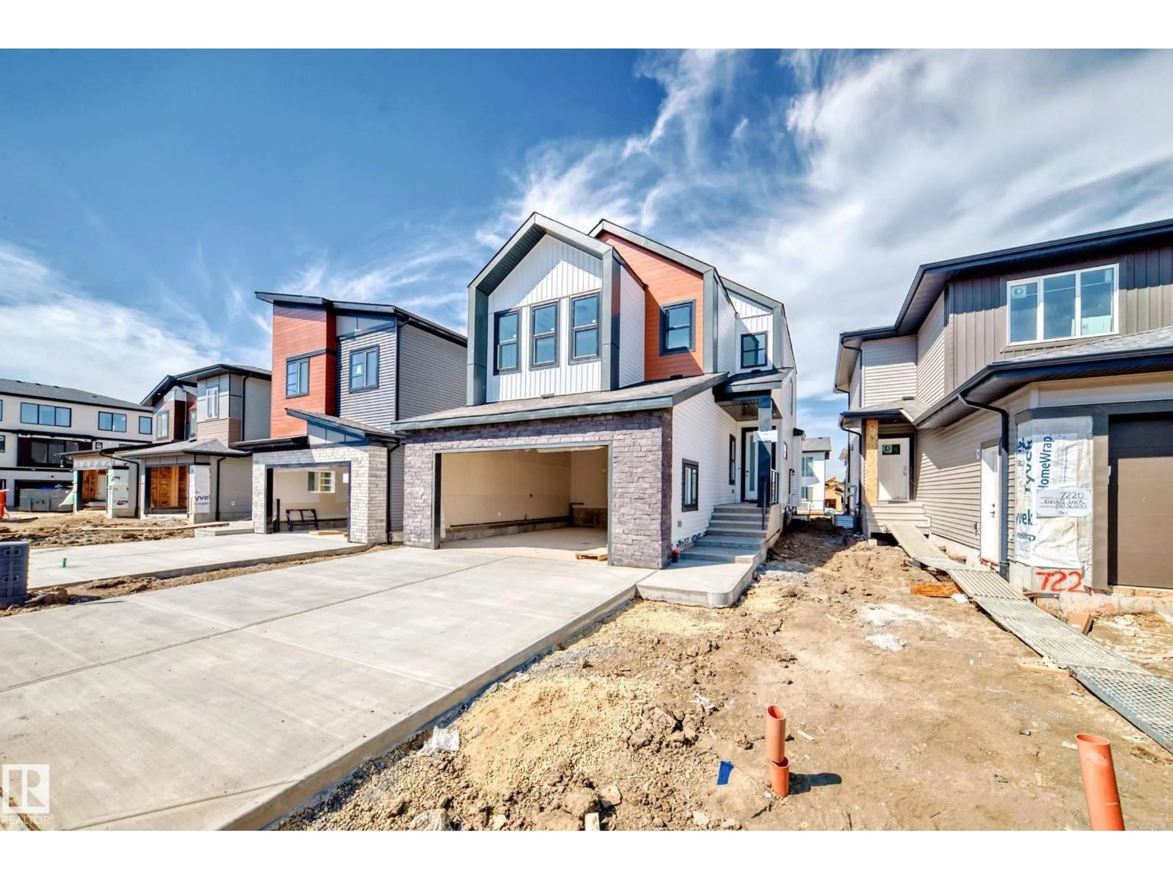 Unknown for SW - 7222 KIVIAQ LI, Edmonton Alberta T6W5R3