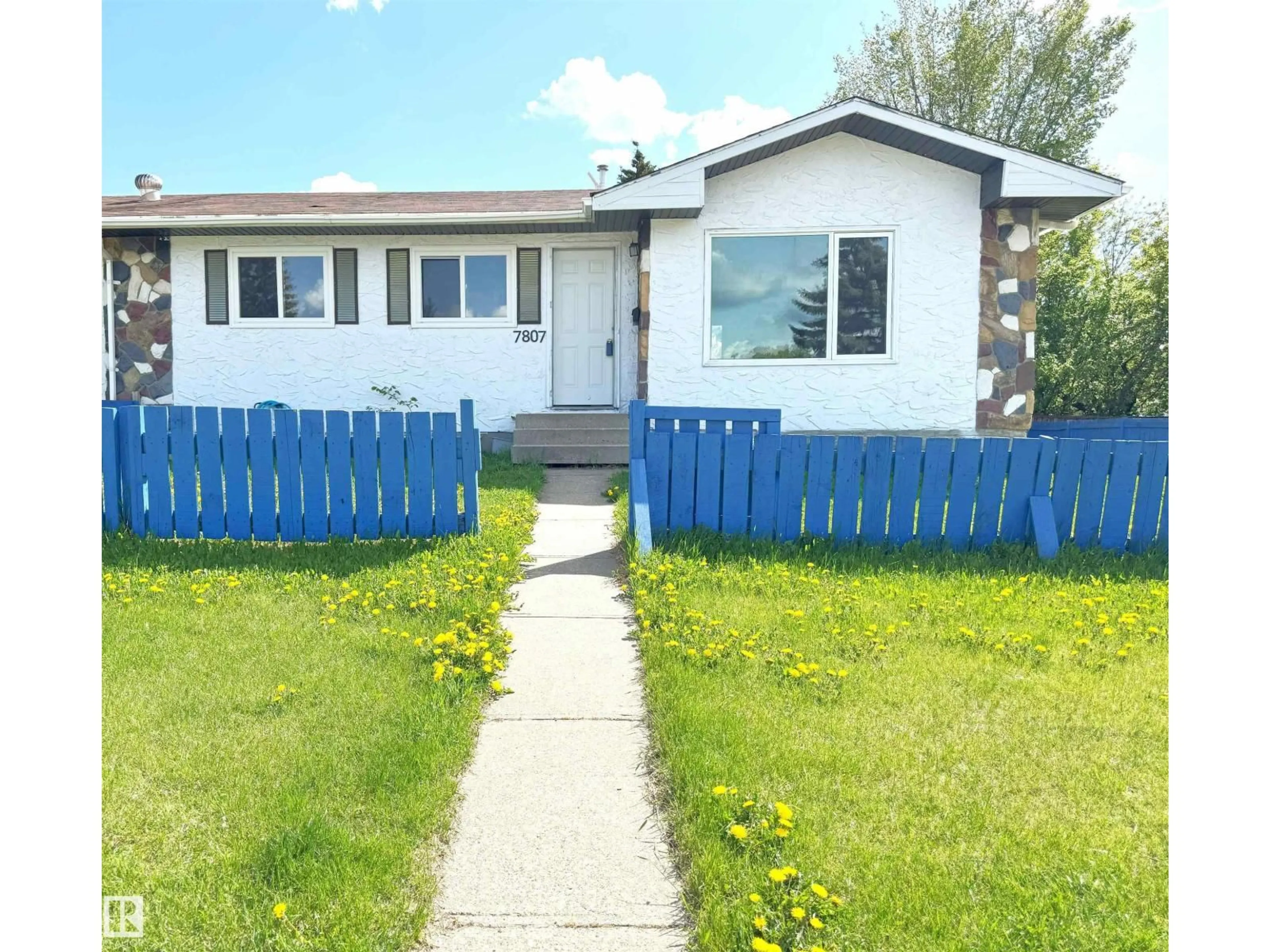Unknown for 7807 36 AV, Edmonton Alberta T6K0C5