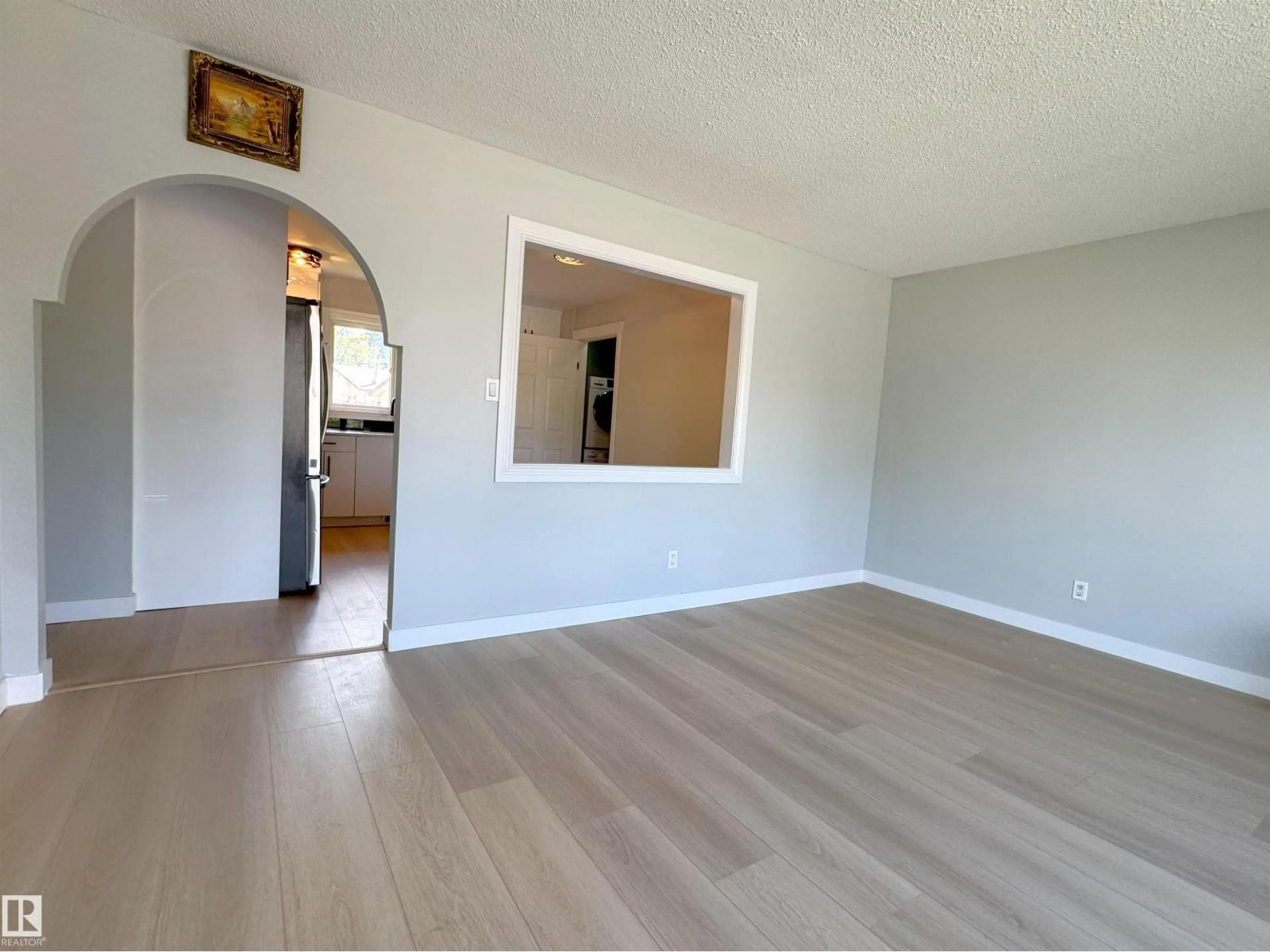 A pic of a room for 7807 36 AV, Edmonton Alberta T6K0C5