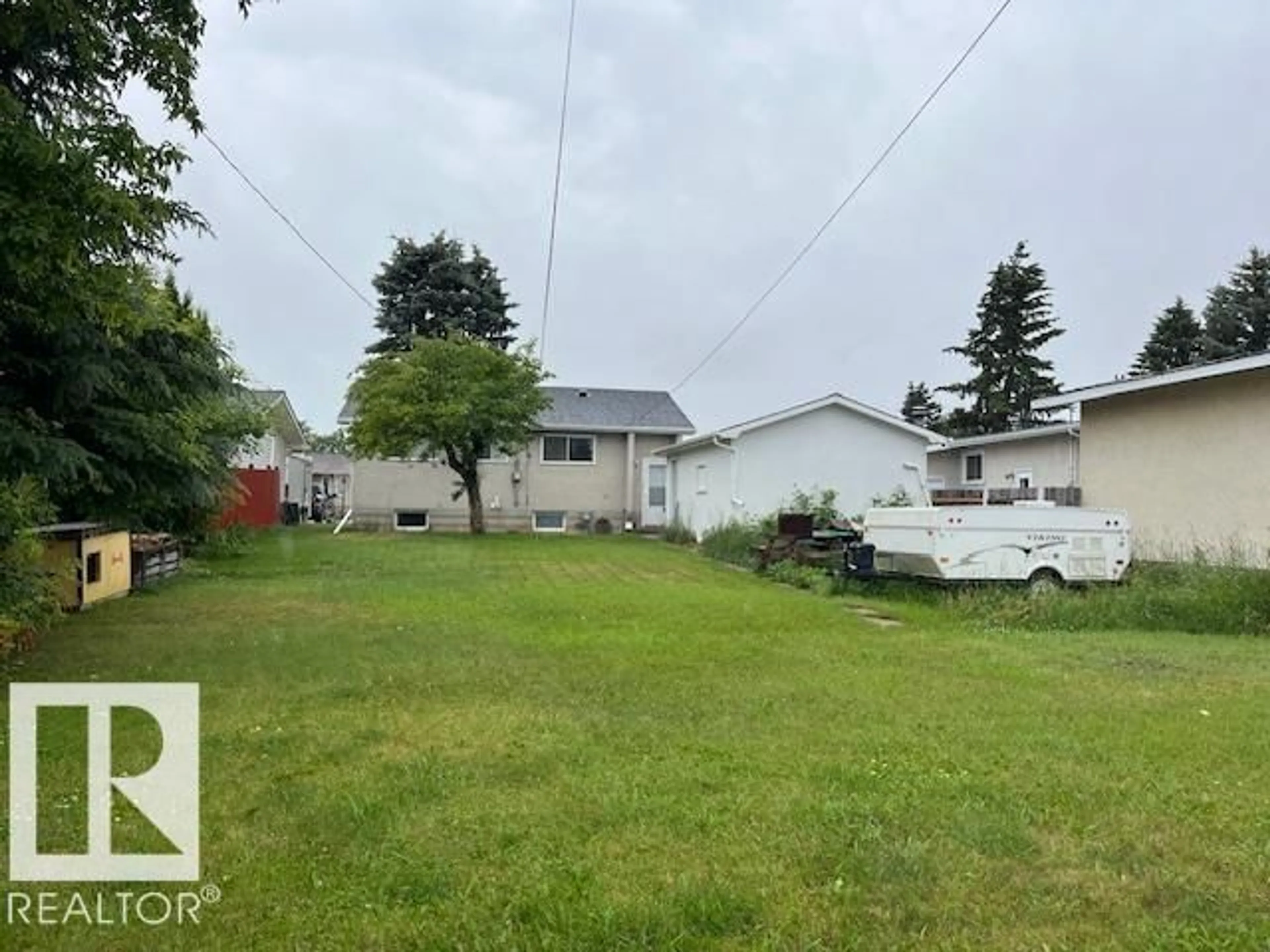 Unknown for 4409 48A ST, Vegreville Alberta T9C1B2