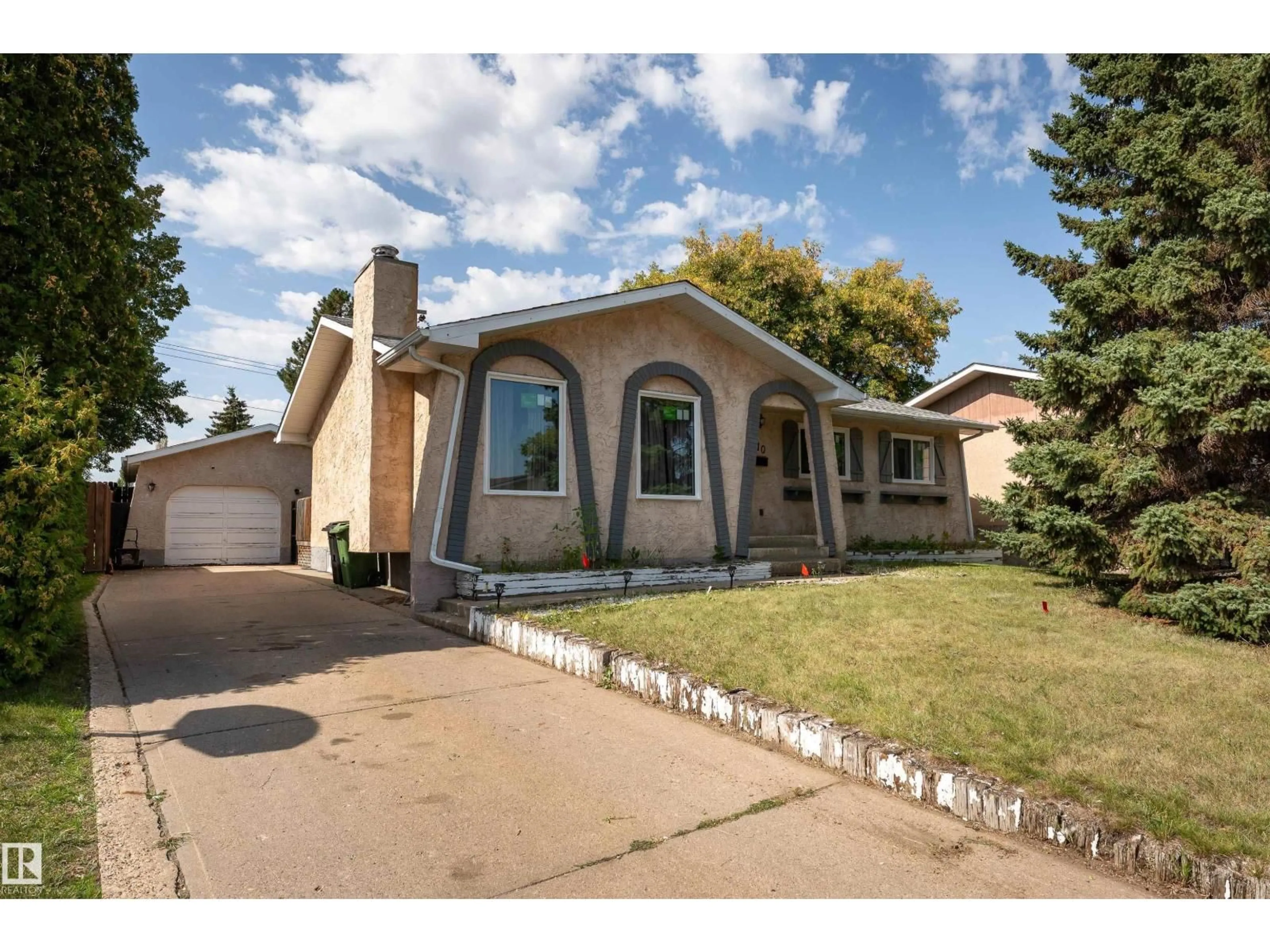 Home with brick exterior material, street for 9510 79 ST, Fort Saskatchewan Alberta T8L3R4