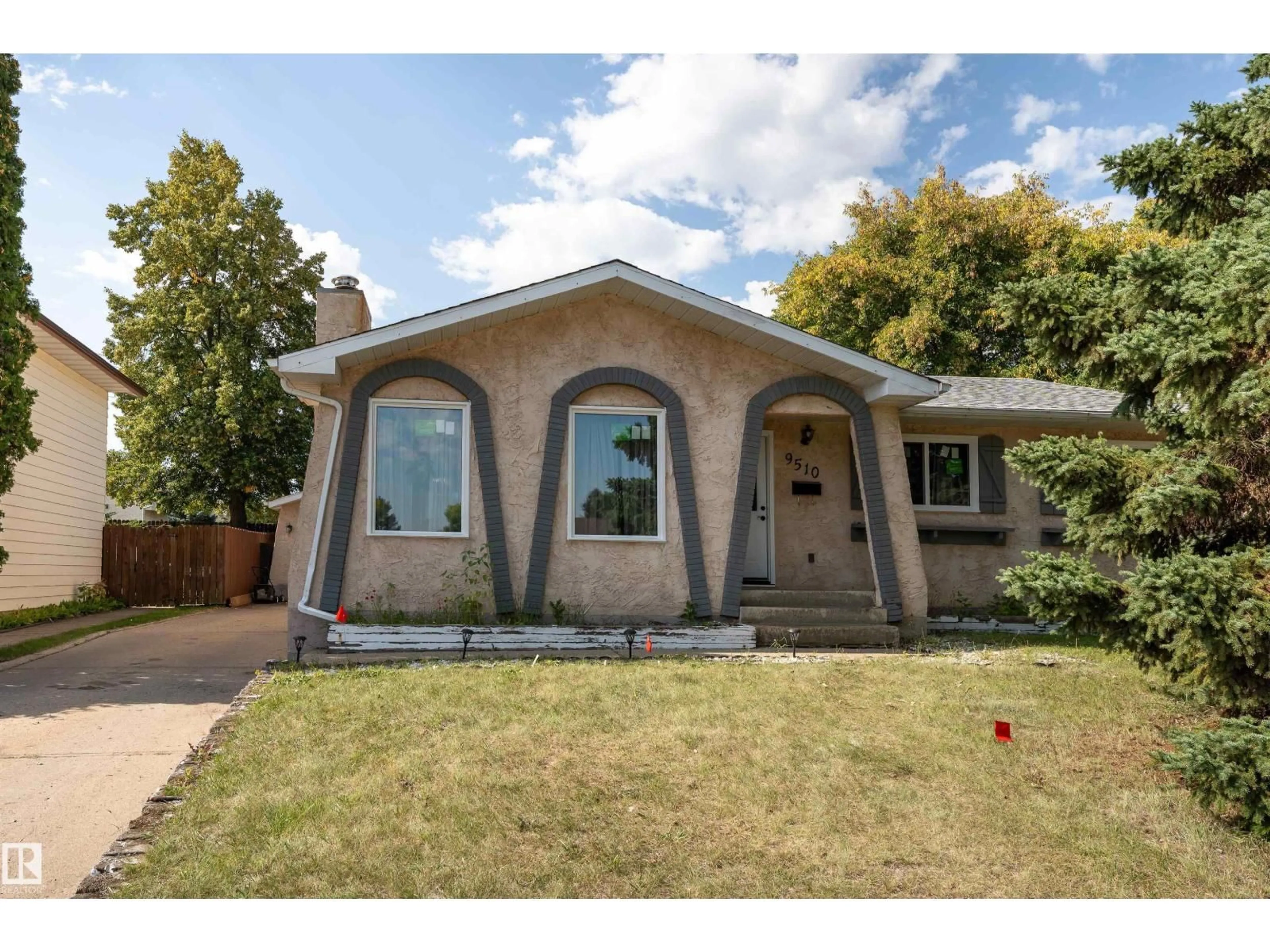 Home with brick exterior material, street for 9510 79 ST, Fort Saskatchewan Alberta T8L3R4